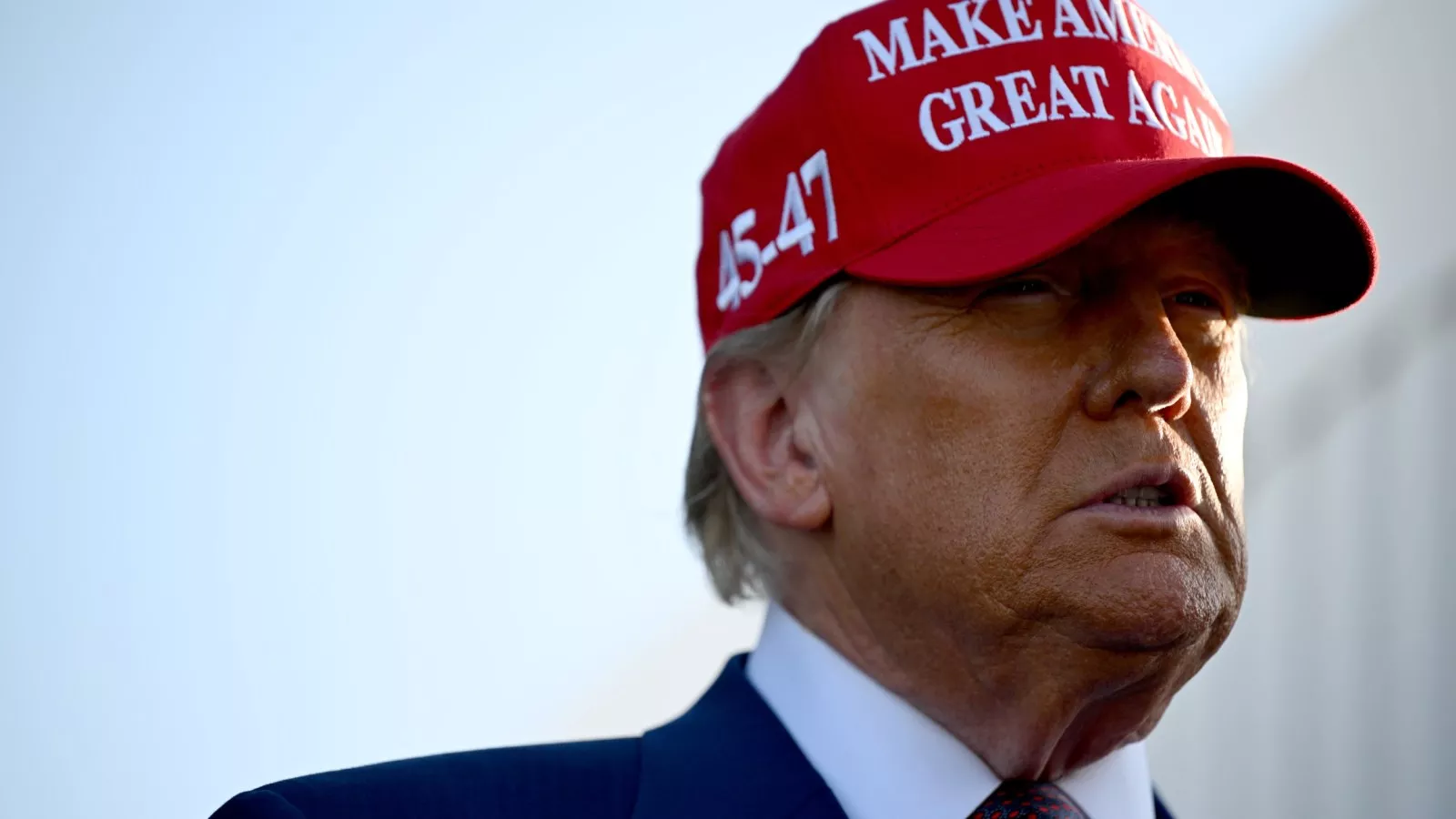 Donald Trump's birthright citizenship plan faces legal hurdle -- law professor