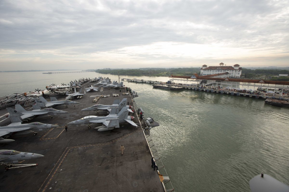 U.S. Aircraft Carrier USS Abraham Lincoln