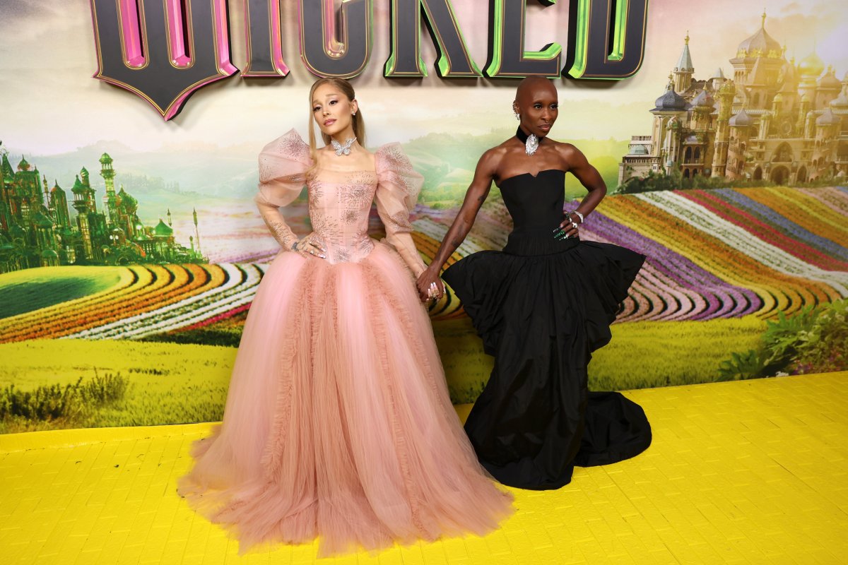 Ariana Grande and Cynthia Erivo