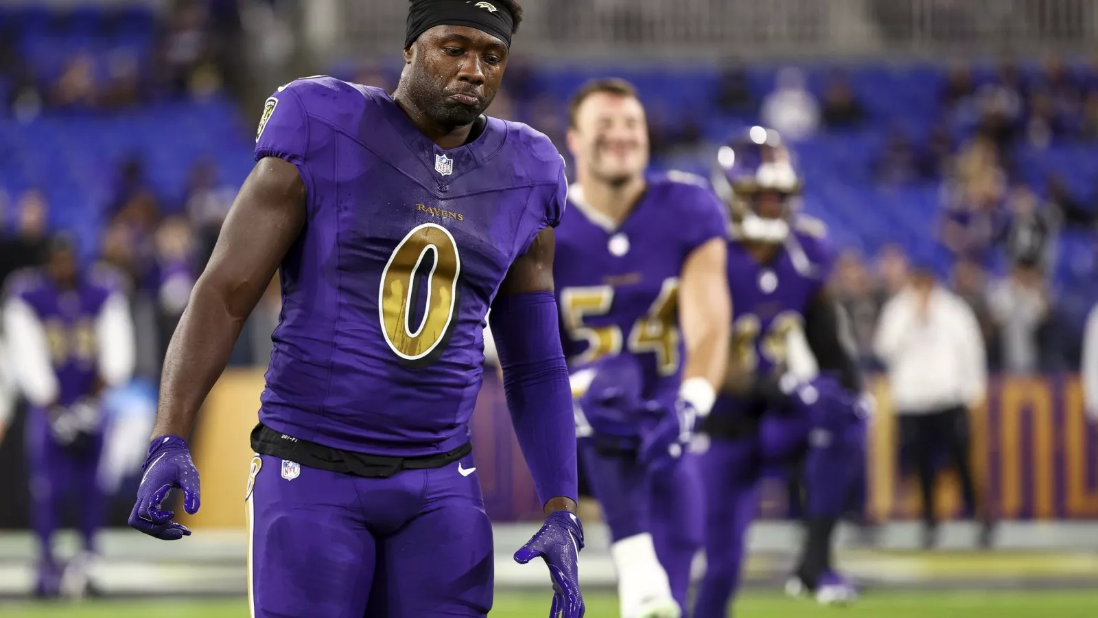 Ravens News: Roquan Smith Unlikely To Play vs Chargers With Injury