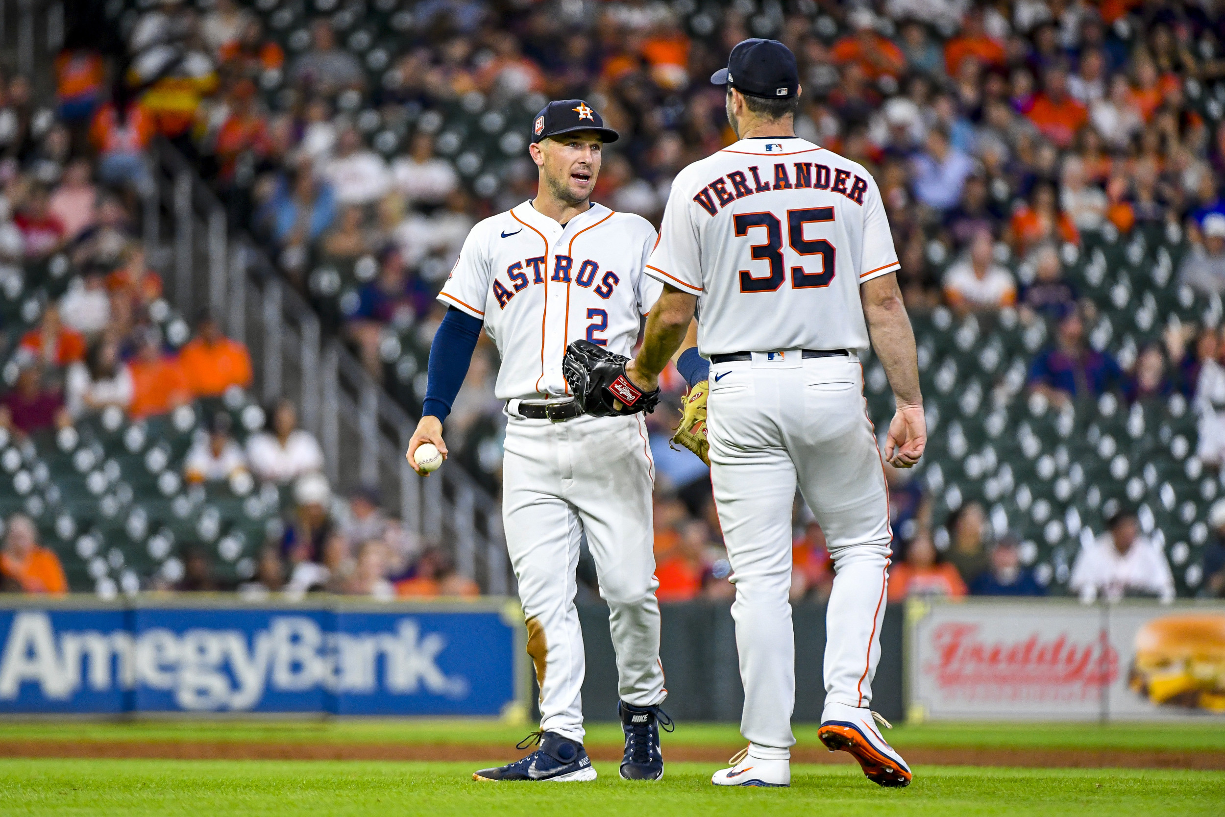 Astros, Free Agent 'At Least' $44 Million Apart: Report