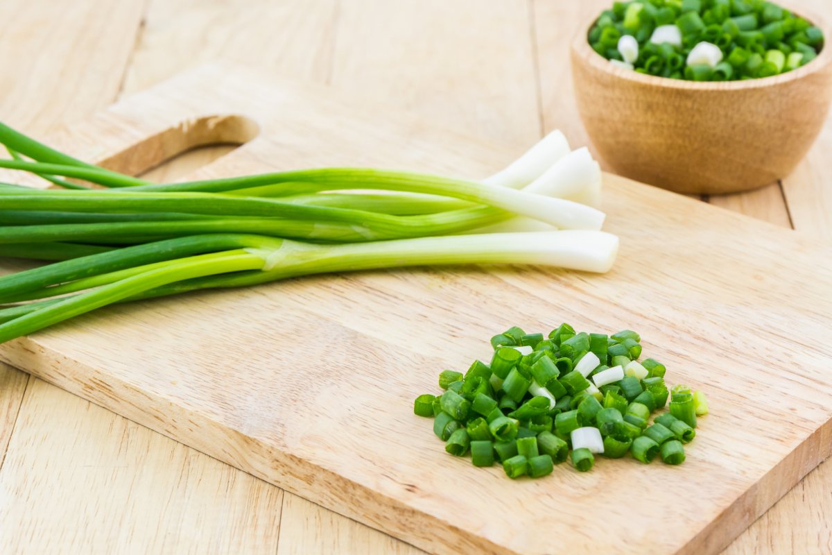 Chopped spring onions