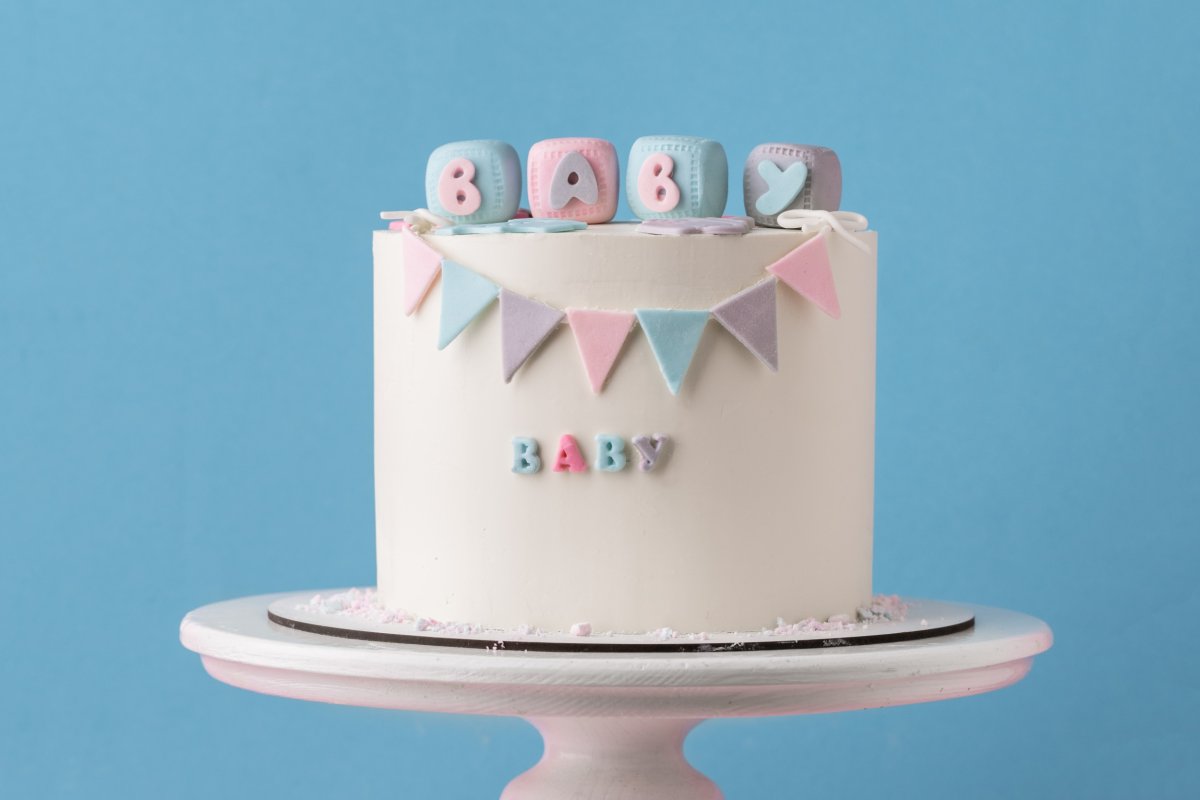 Gender reveal cake