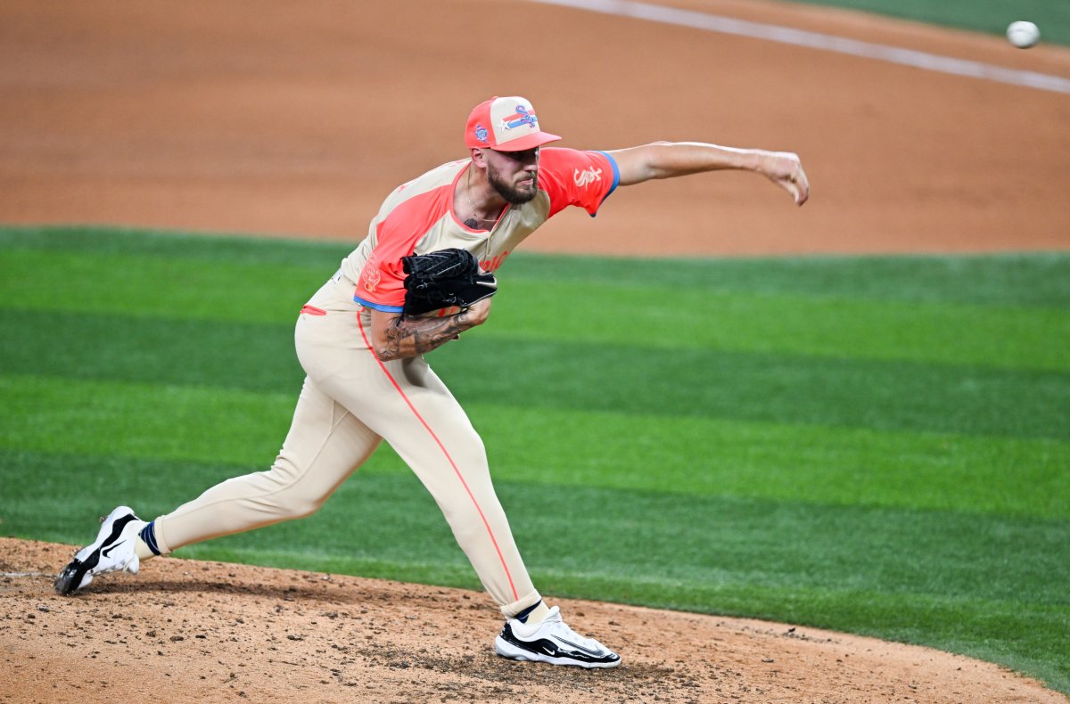 Chicago White Sox left-handed pitcher Garrett Crochet