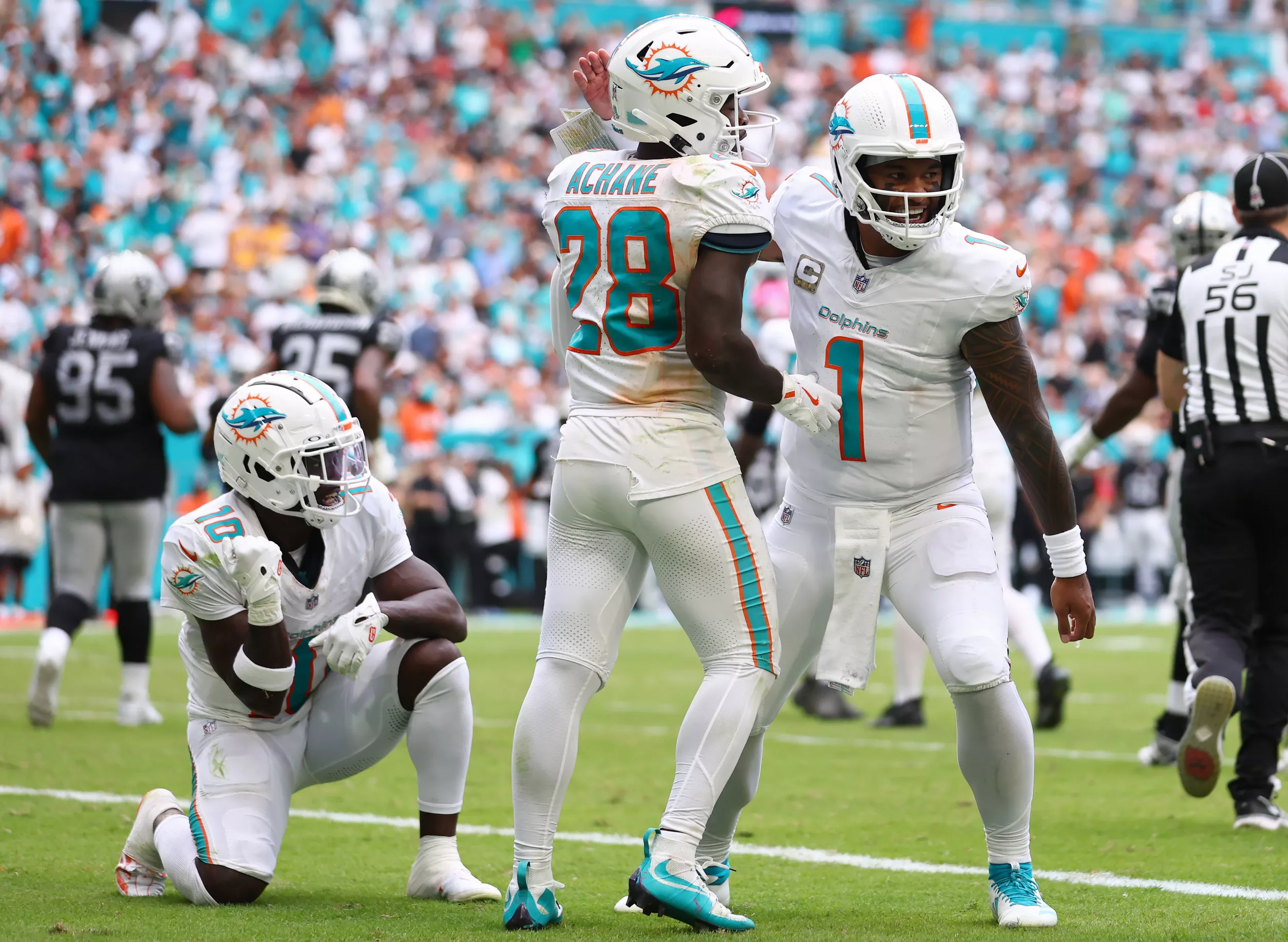Dolphins vs Packers Expert Predictions for Thanksgiving TNF in Week 13