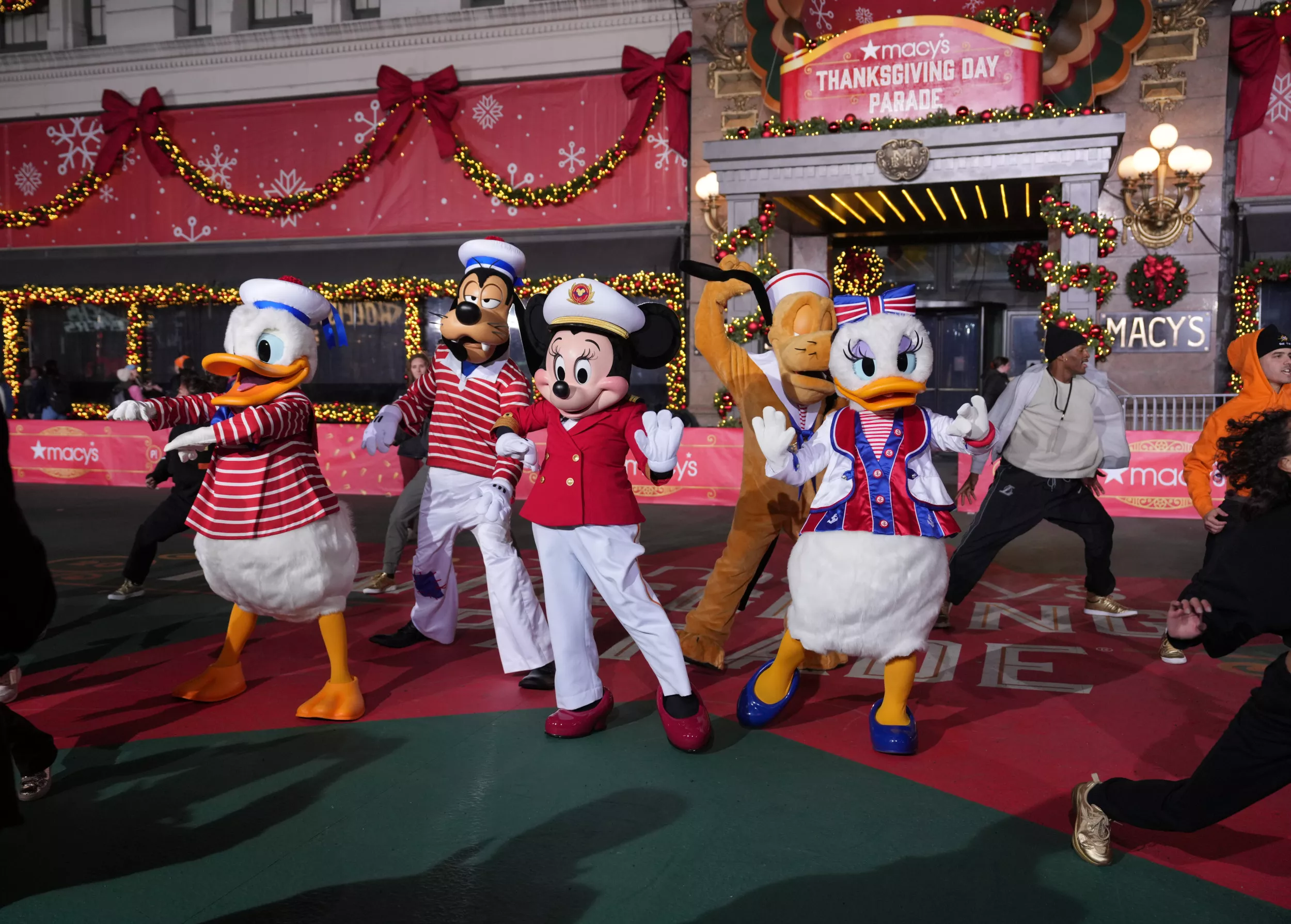 How To Watch Macy's Thanksgiving Day Parade 2024: Live Stream, TV Channel