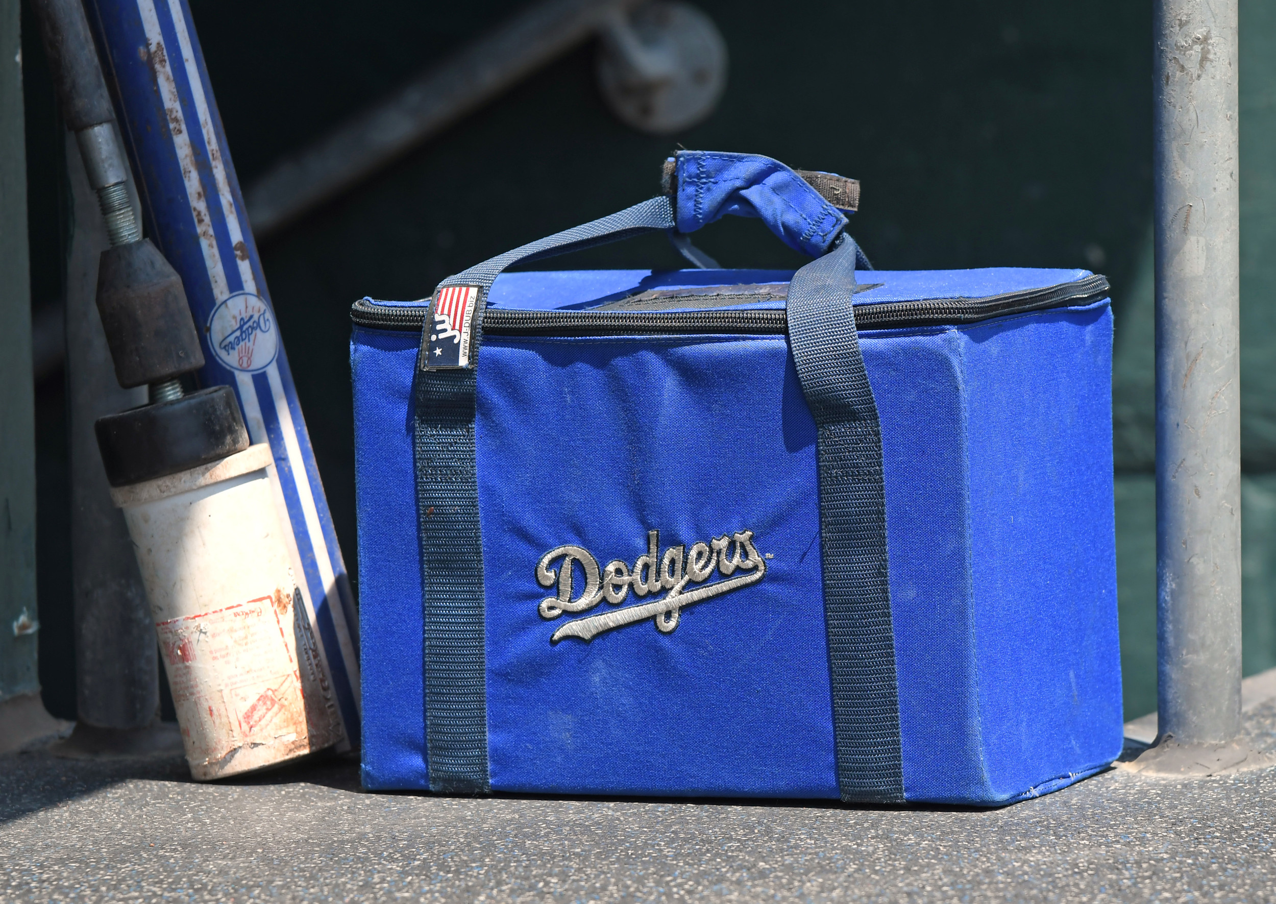 Dodgers Predicted To Cut Ties With $71 Million Teoscar