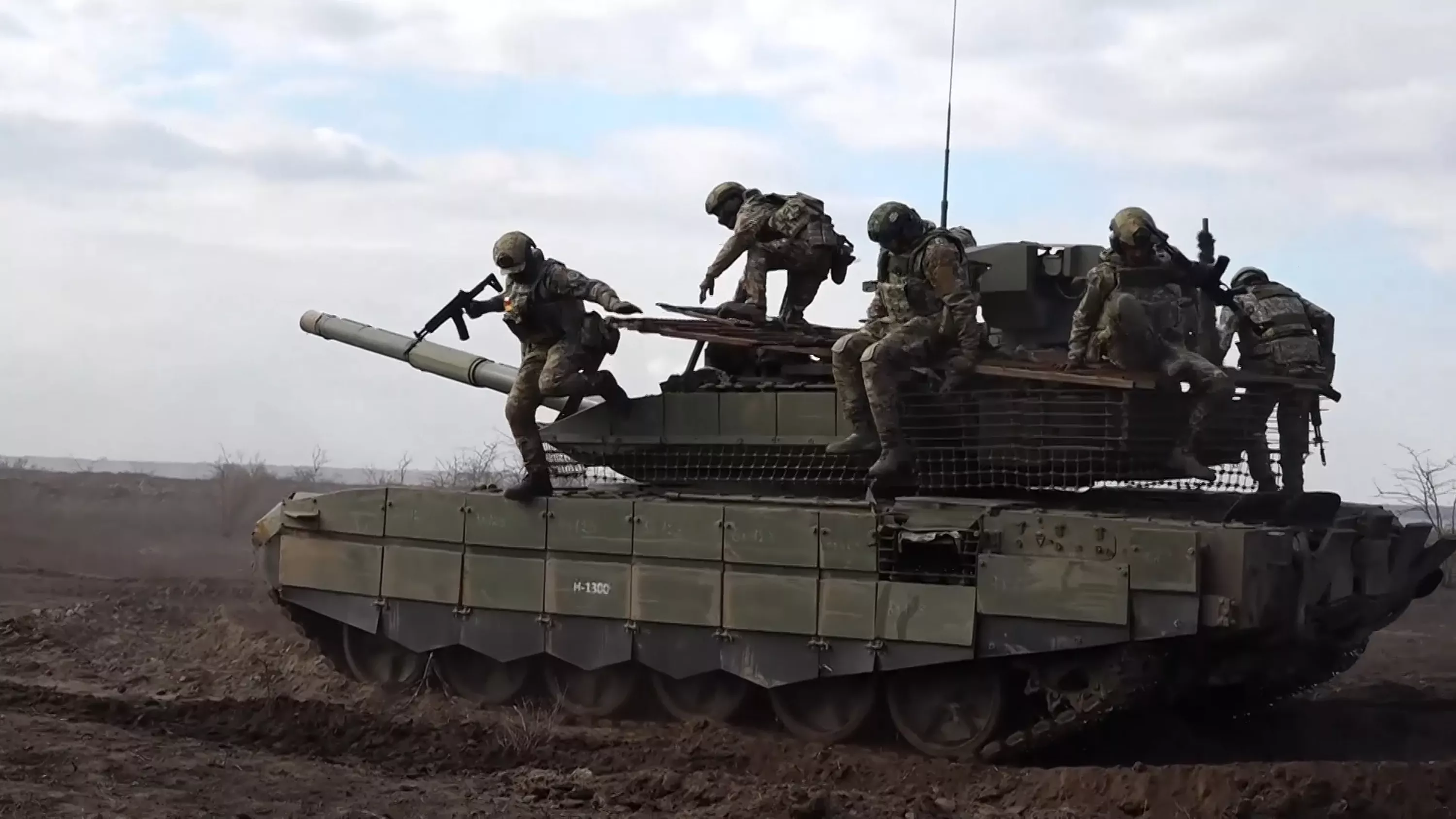 Share of GOP who see Russia-Ukraine war as threat to US hits all-time low