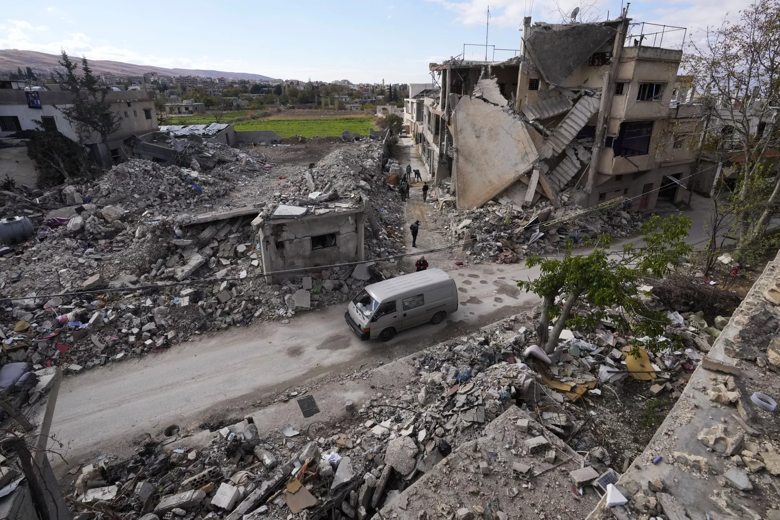 Israeli fire wounds two in Southern Lebanon amid fragile ceasefire