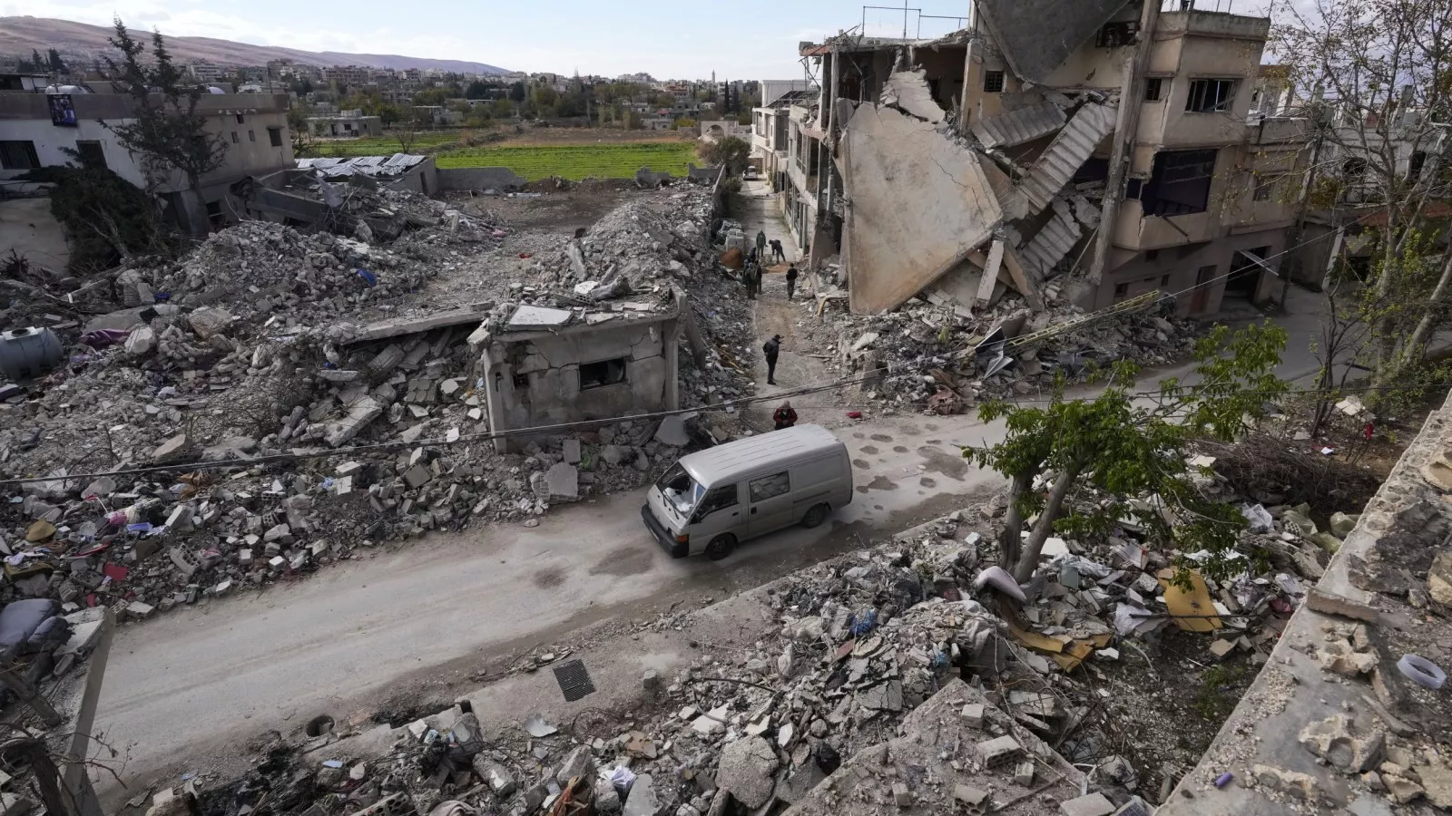 Israeli fire wounds two in Southern Lebanon amid fragile ceasefire