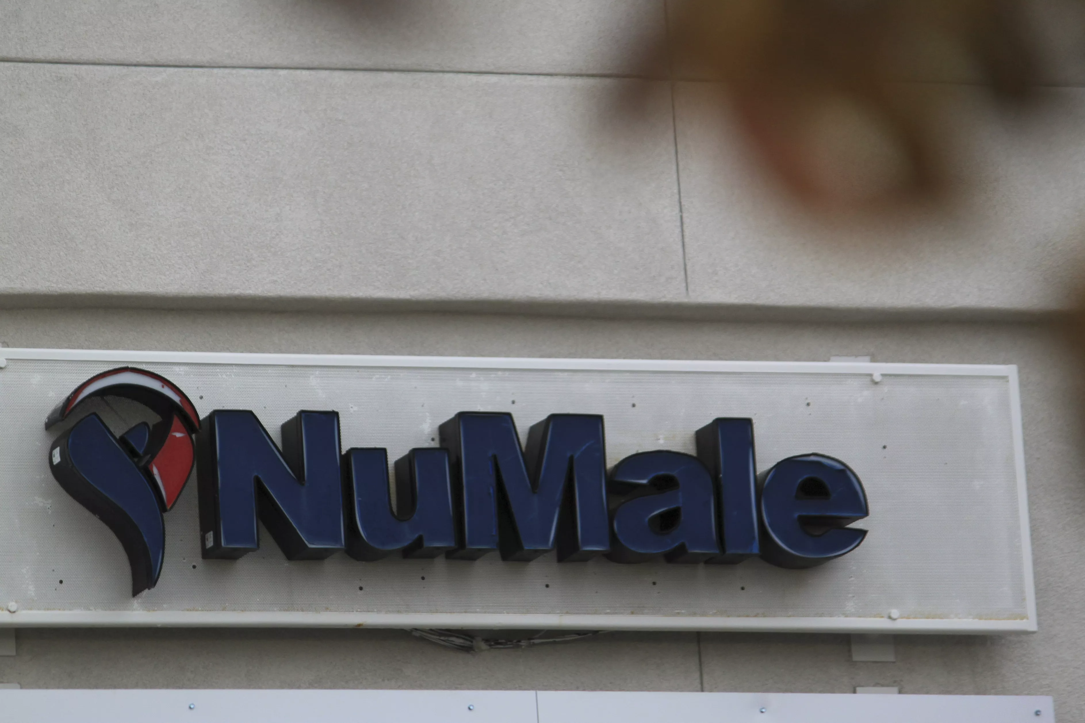 Man awarded $400m over botched penis injections