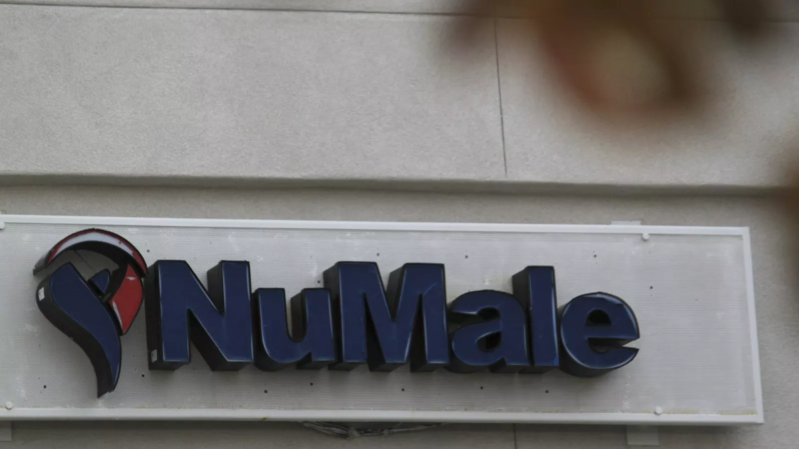 Man awarded $400m over botched penis injections
