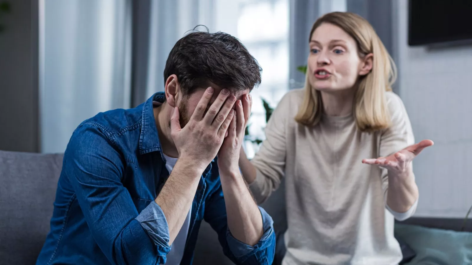 Man slammed for expecting sister to pay for girlfriend's gluten-free pizza