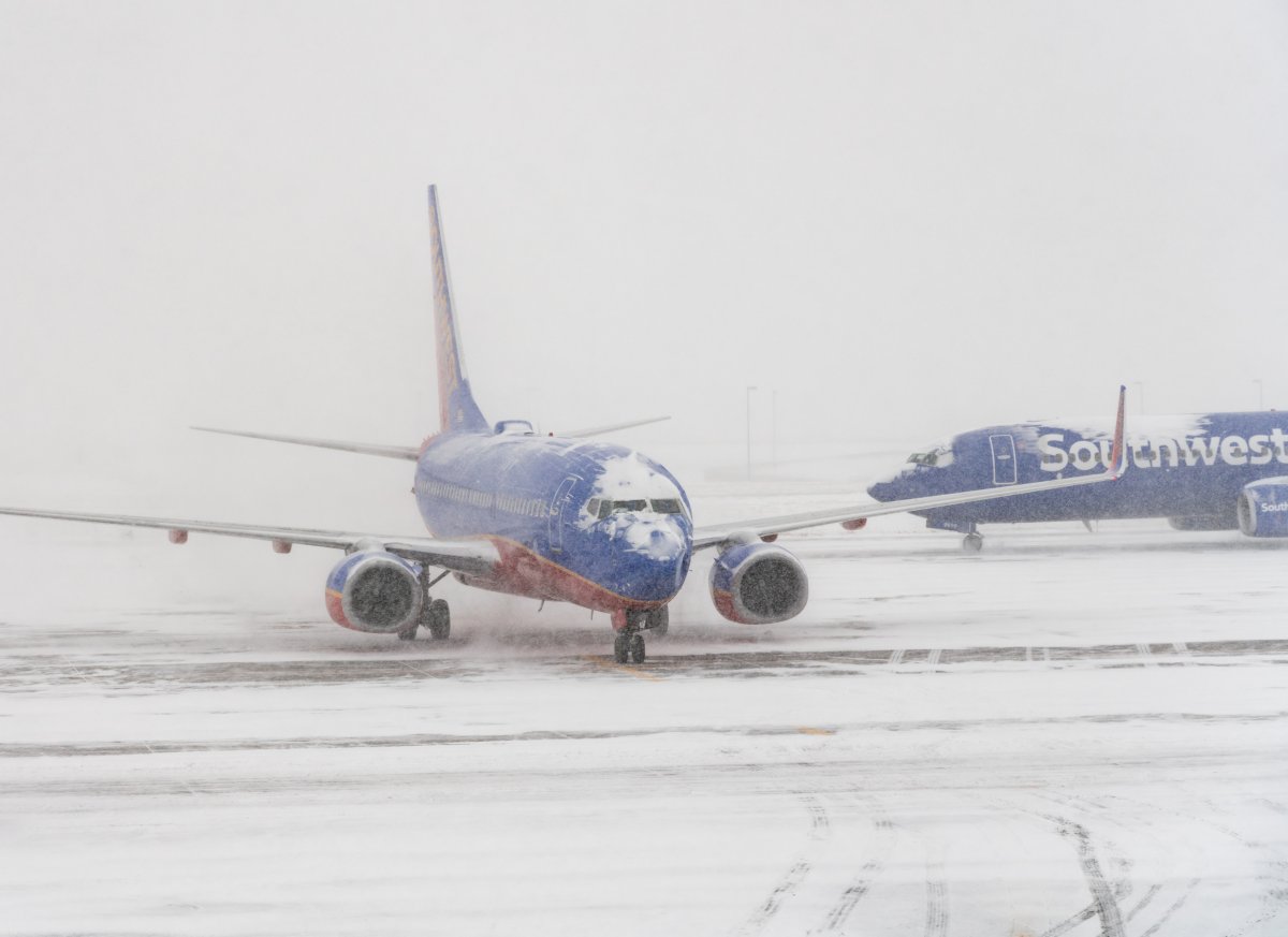 Flight Delays Cancellations Winter Storms Thanksgiving