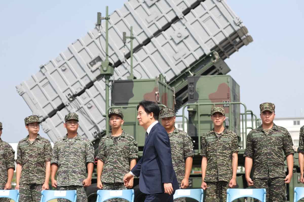 Lai visits Naval Base in Taoyuan, Taiwan