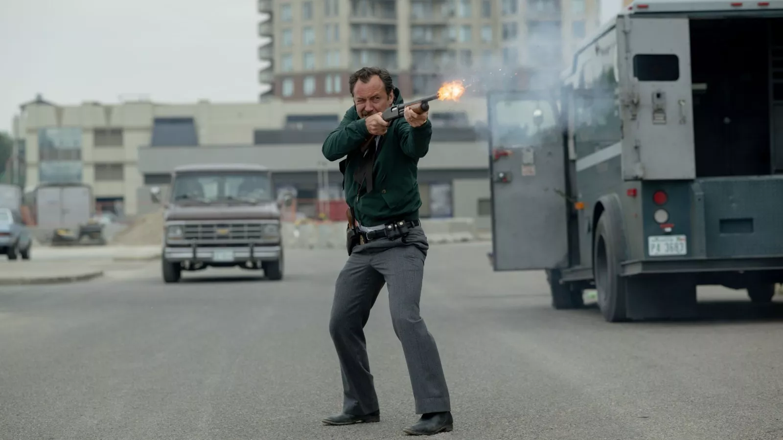 Jude Law told to feel what it's like "to kill someone" for new role