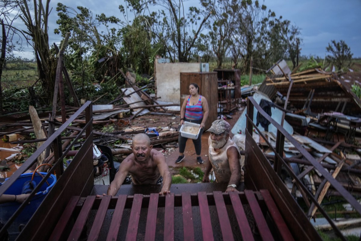 Hurricane Rafael, Alquizar, Cuba