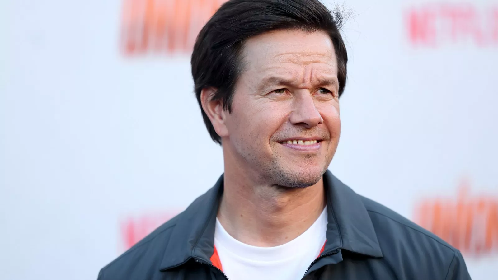 Mark Wahlberg celebrates Thanksgiving with all 4 of his kids in rare photo