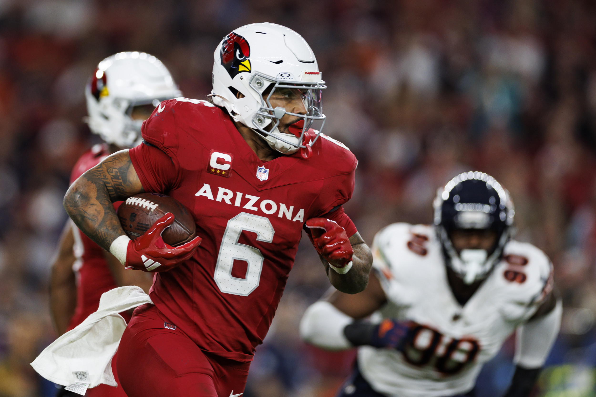 James Conner Signs Two-Year Extension with Cardinals