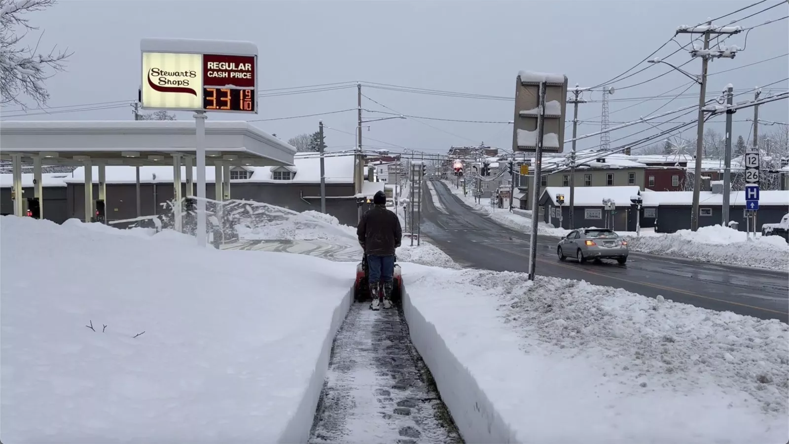 Great Lakes may get up to 12 inches of snow from new storm: Meteorologist