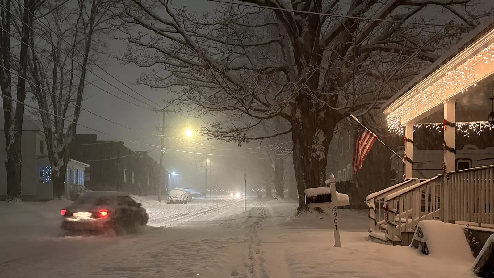 Winter weather warnings in nine states as "heavy lake effect snow" hits