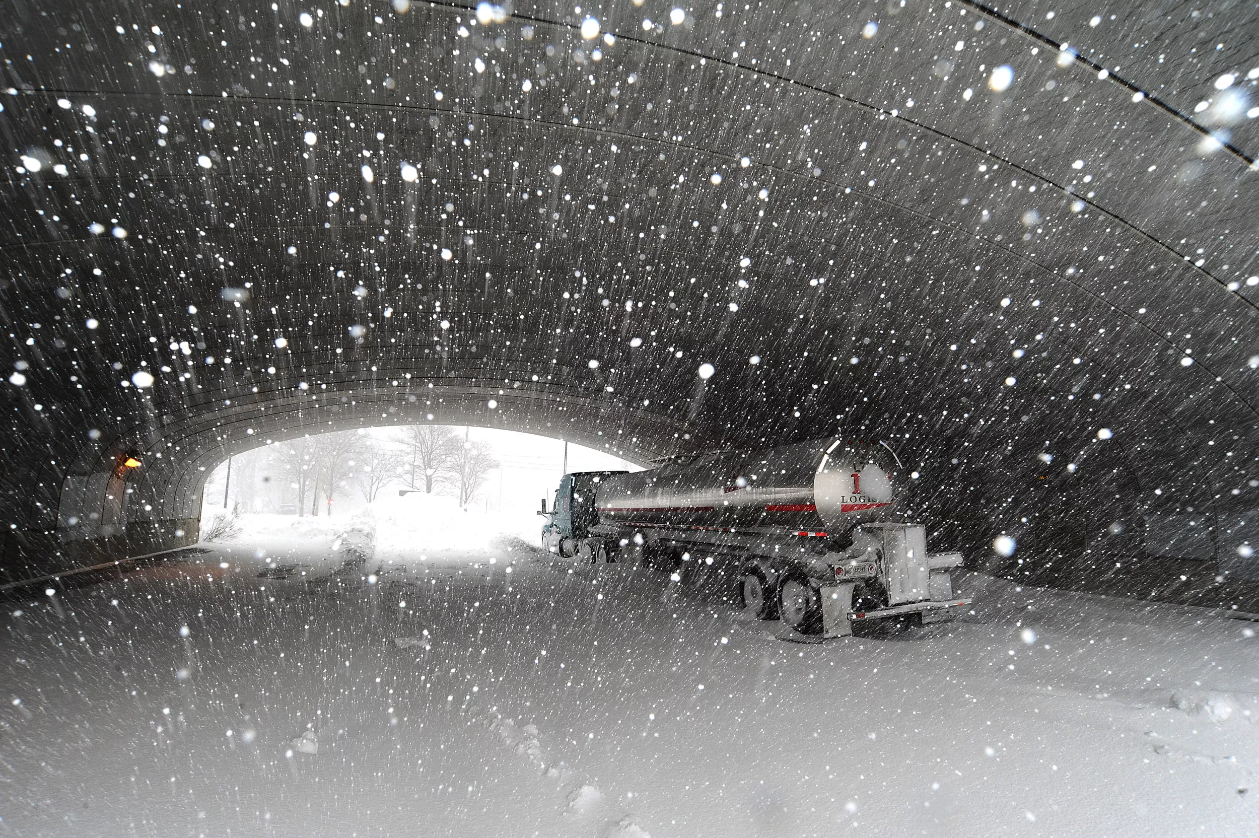 Lake-effect snow pictures, videos show homes and roads blanketed