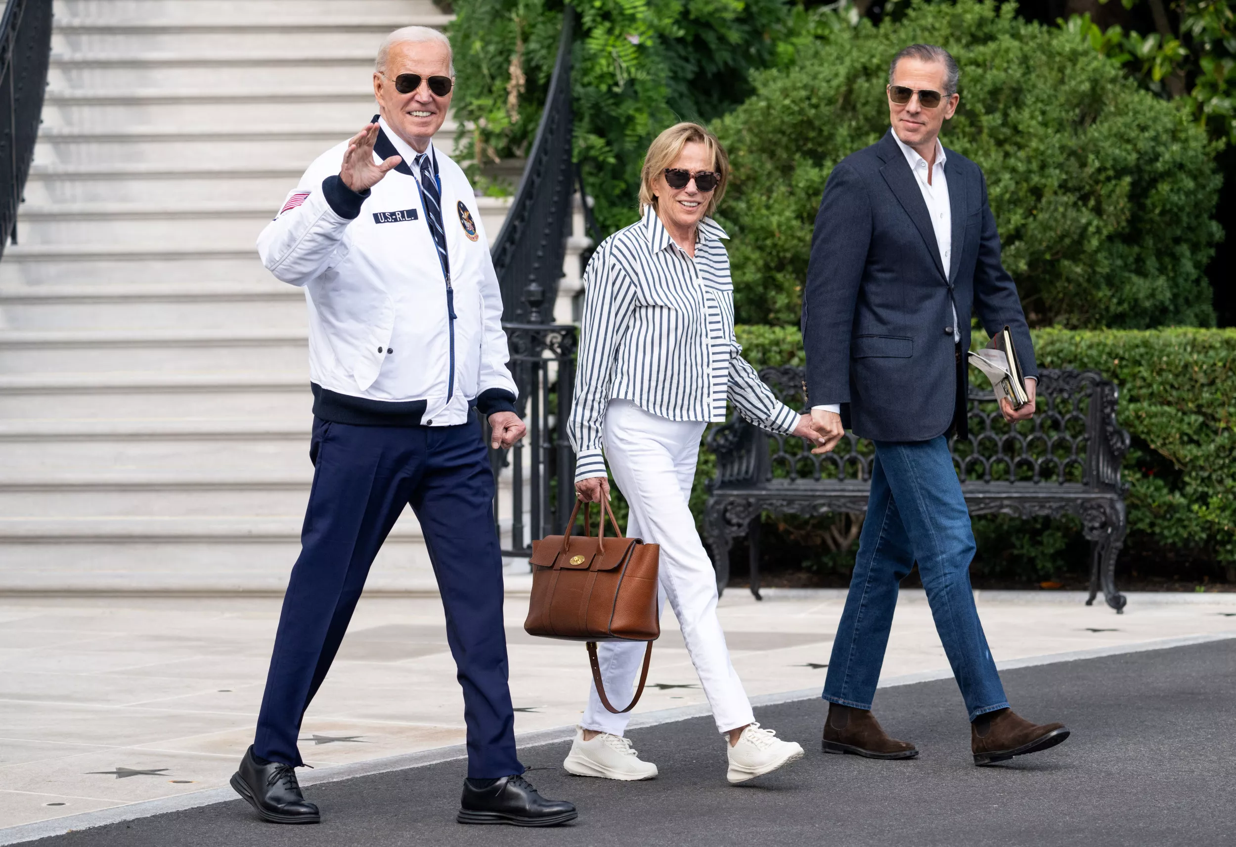 President Biden issues pardon for son Hunter Biden