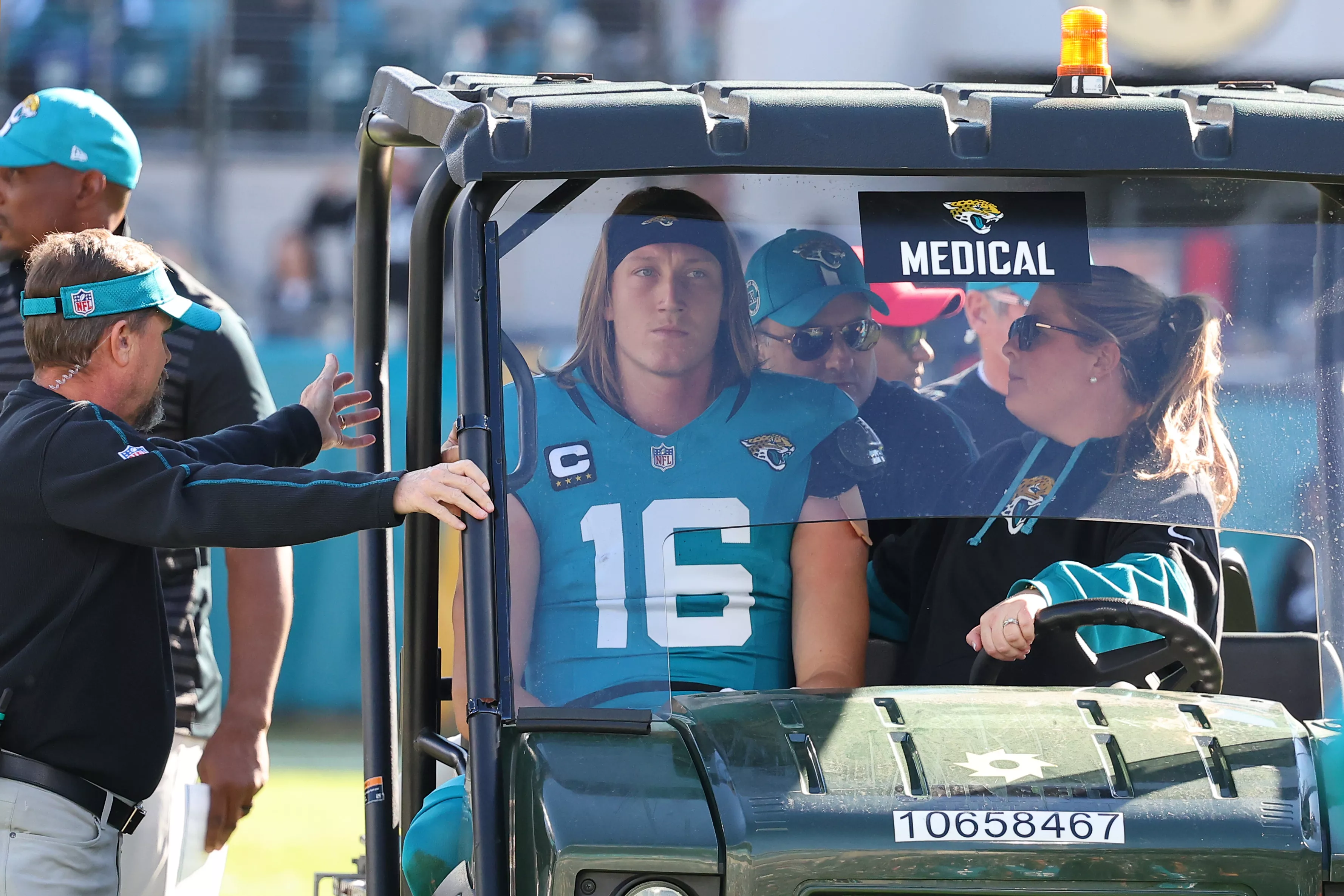 Texans LB Given Huge Suspension For Brutal Hit to Jaguars' Trevor Lawrence