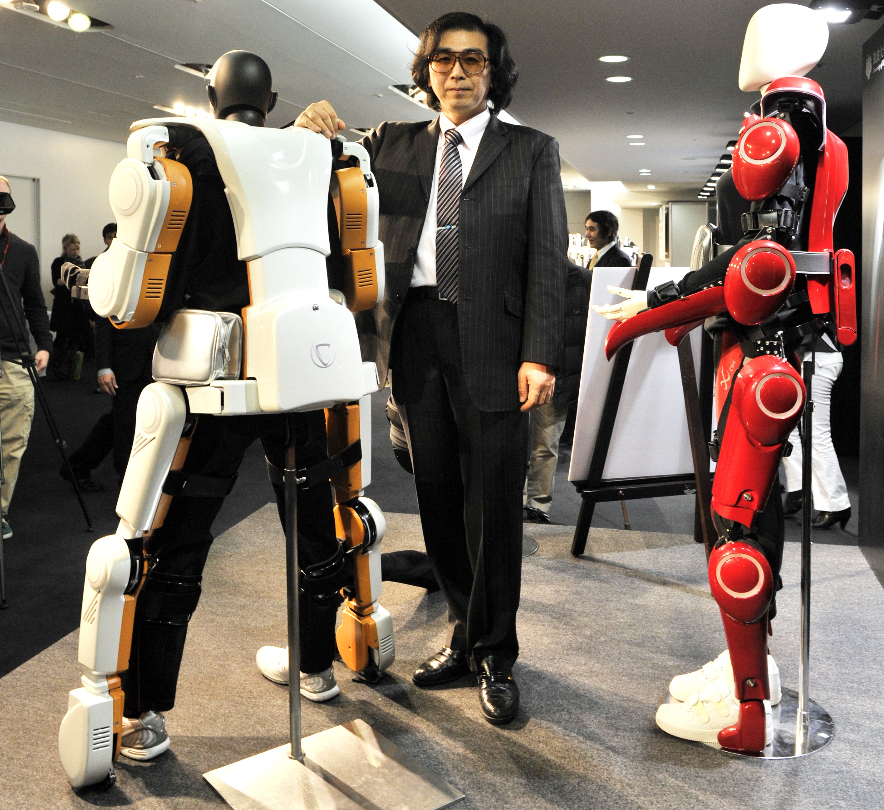 Injured Ukraine Soldiers Could Get Japanese Robot Suits