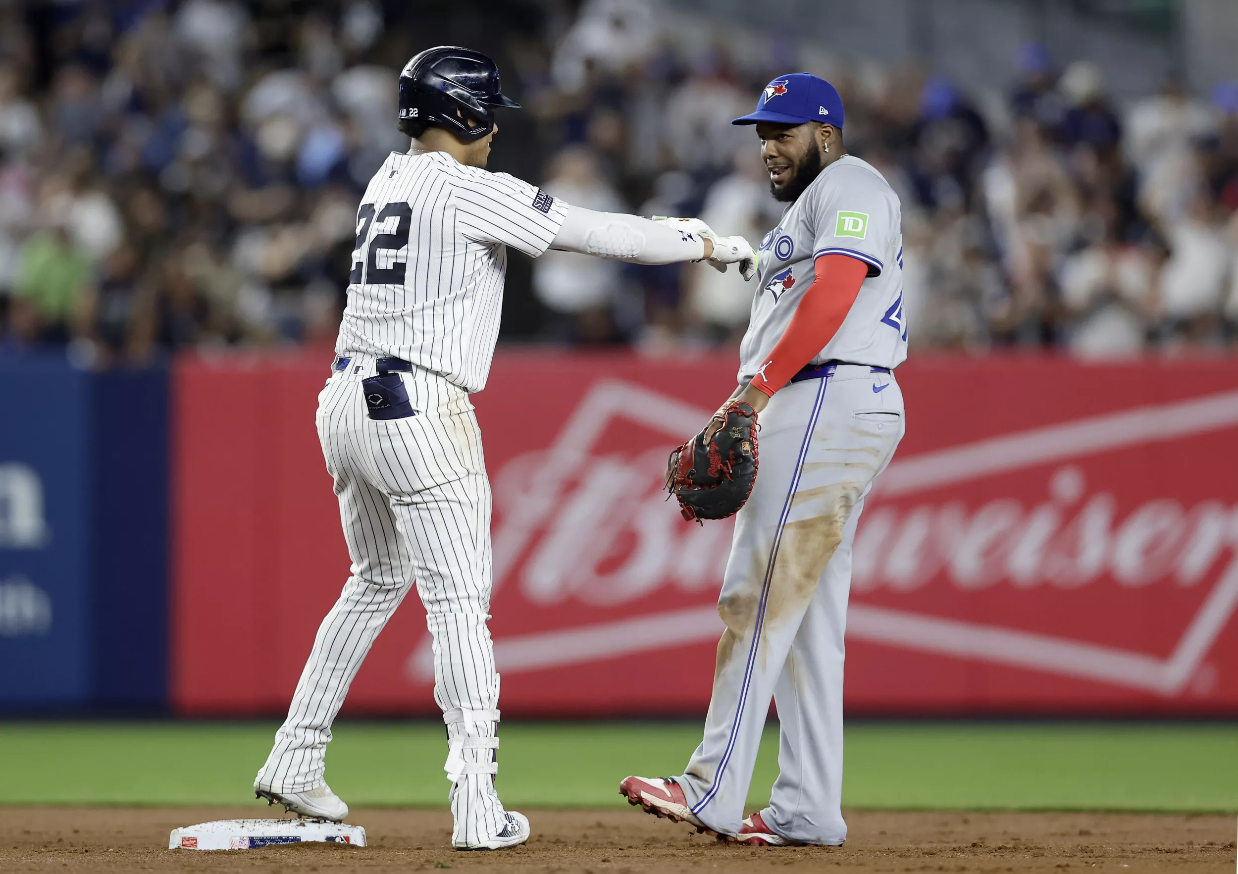 Shocking Team Rumored To Outbid Mets, Yankees In Juan Soto Sweepstakes