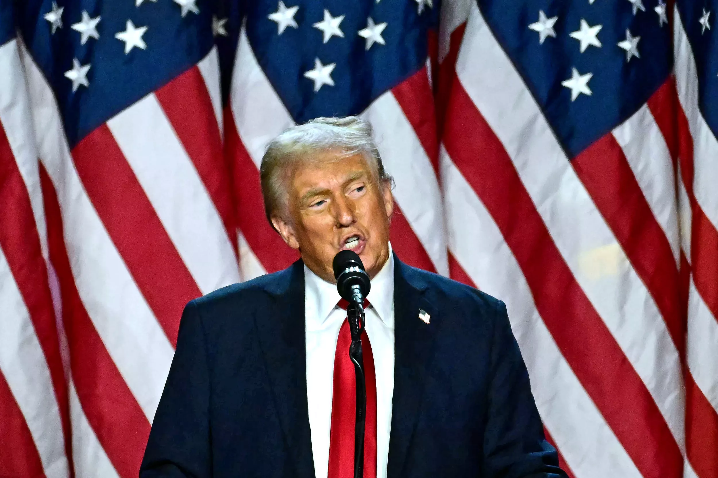 Net worths of Donald Trump's billionaire appointments
