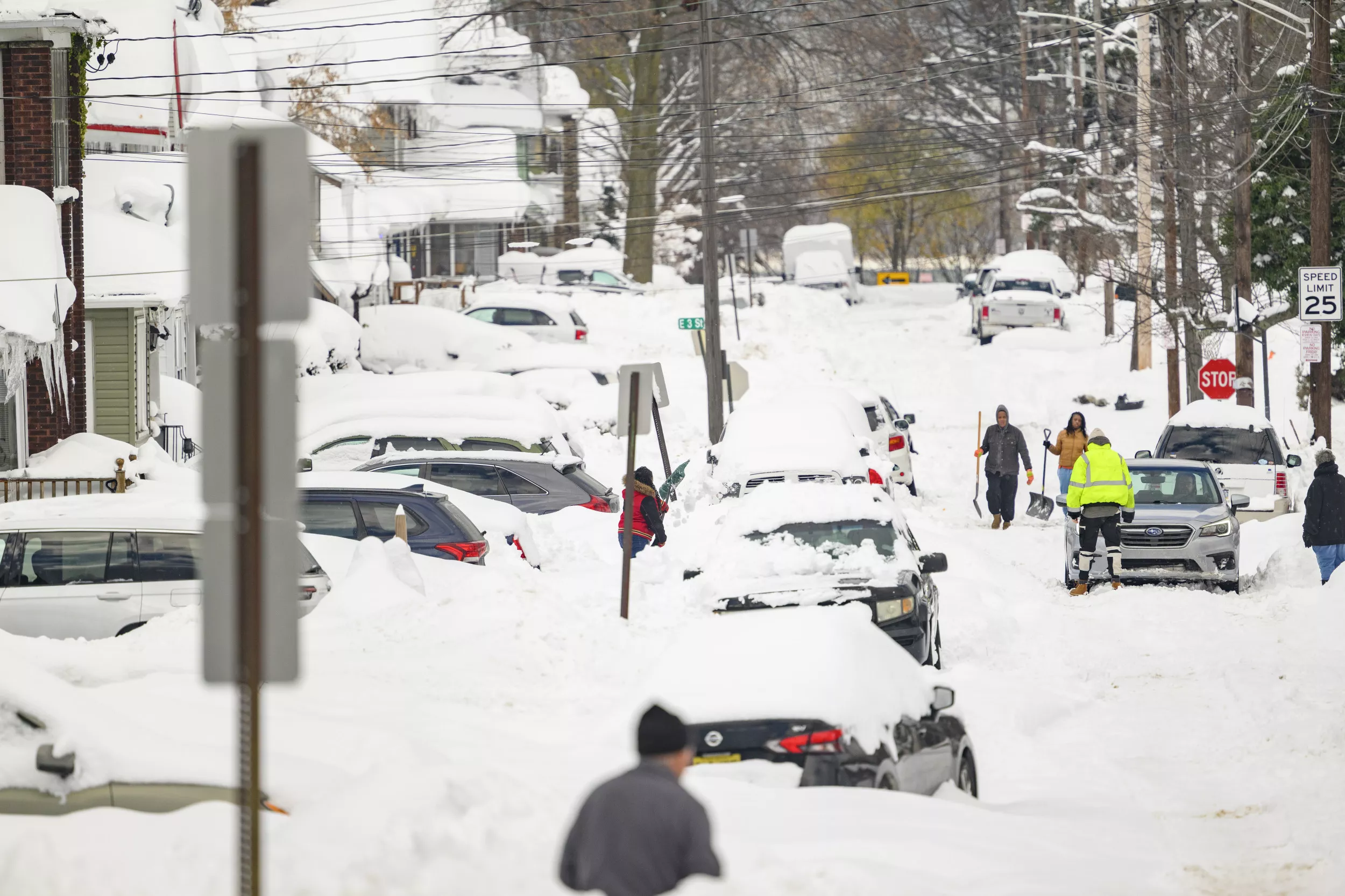 Winter Weather Updates: Lake-effect snow expected in multiple states