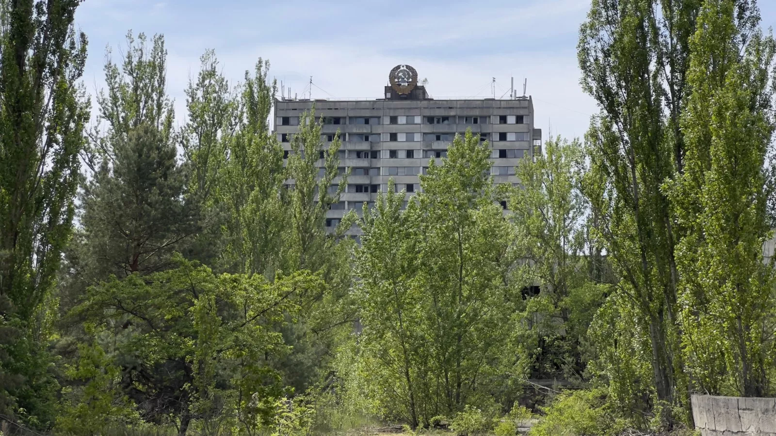 Putin ally predicts nuclear "radiation zone" could end war in Ukraine