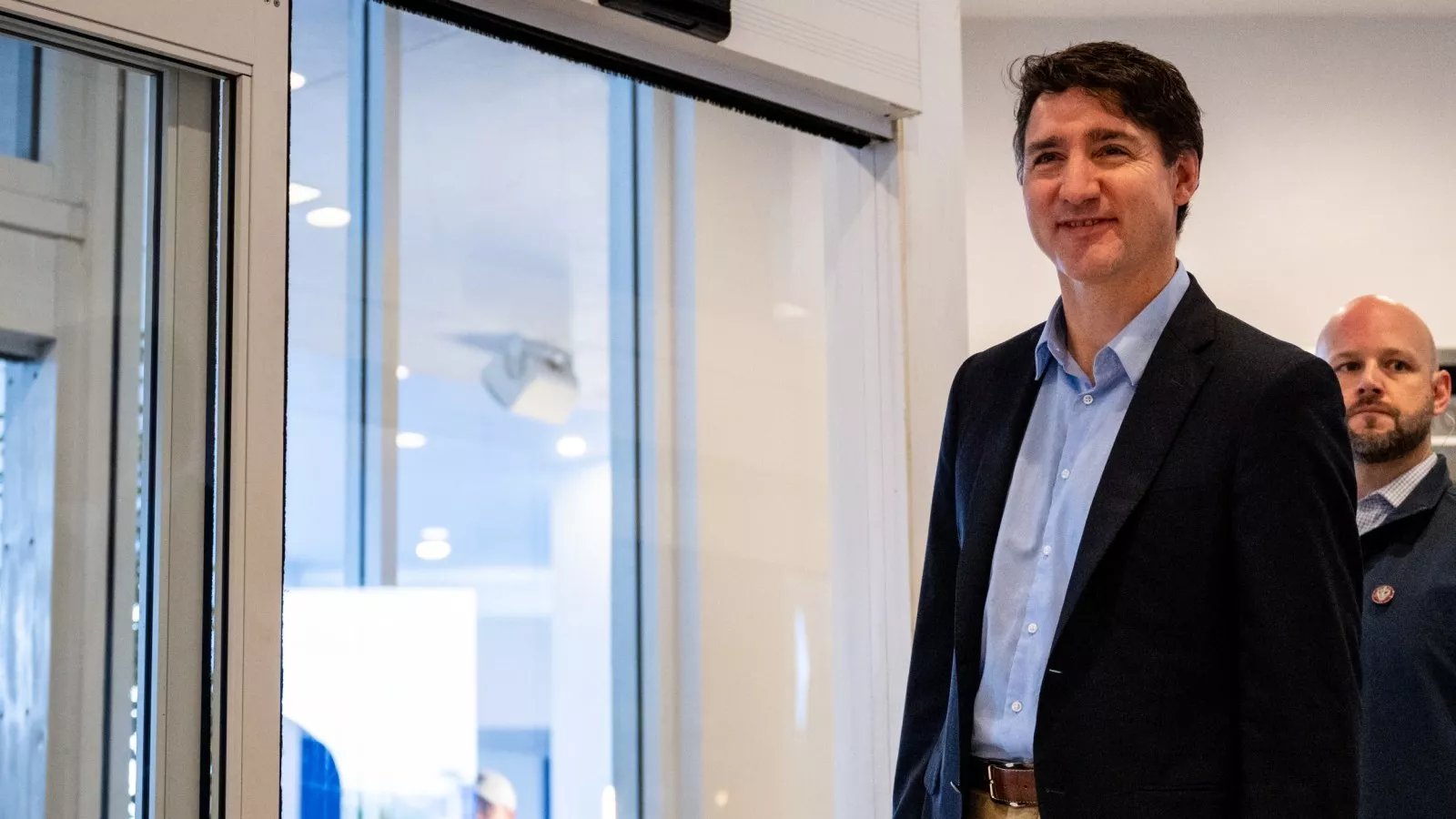 Trudeau to talk US relations with opposition after Trump tariff threat