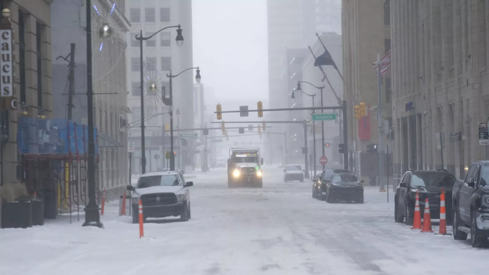 Time-lapse: 7 states expecting tropical storm-force winds with cold front