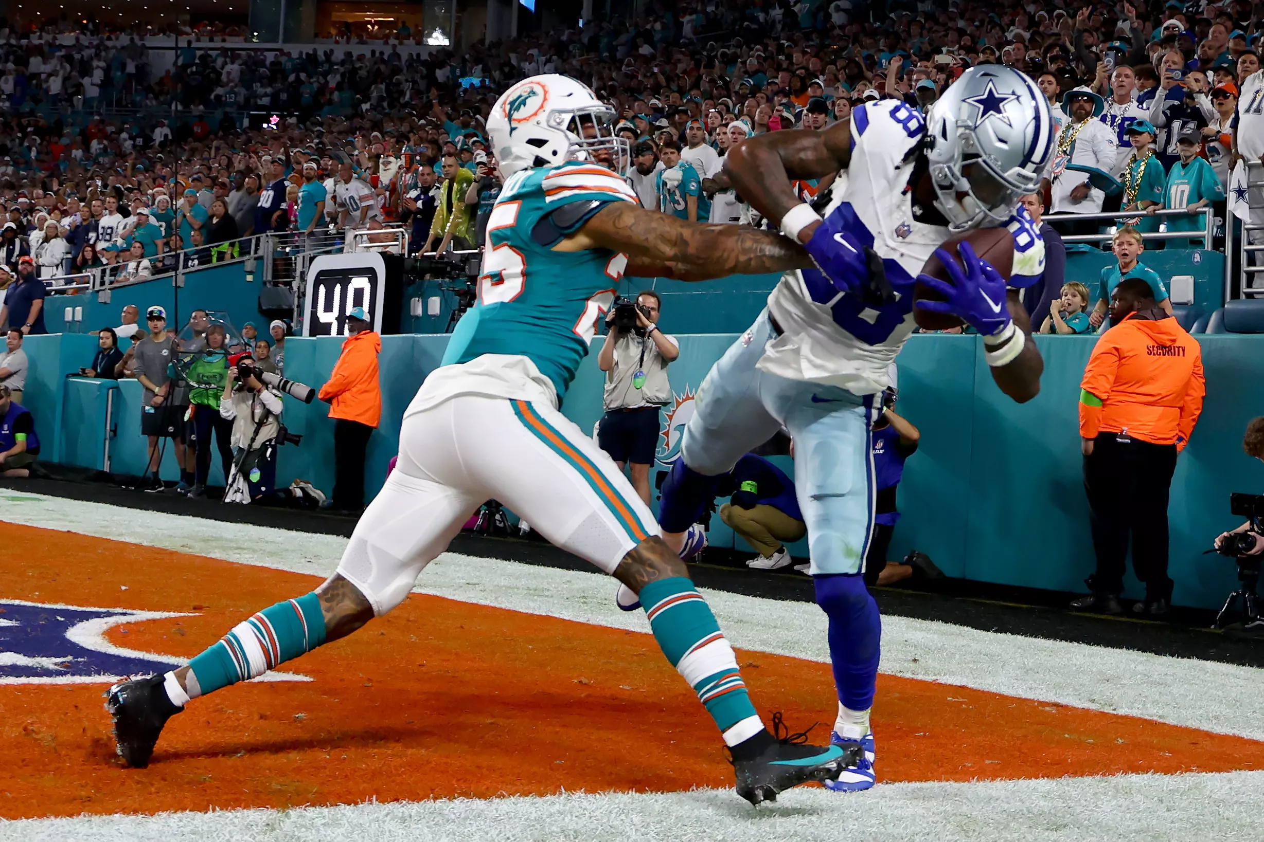 Cowboys Work Out Former All-Pro Cornerback to Attempt to Keep Season Alive