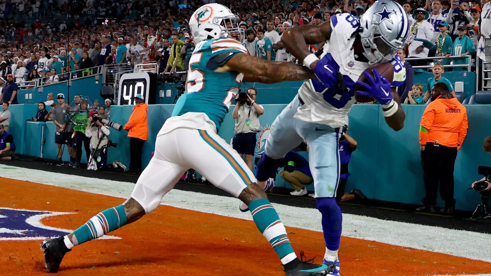Cowboys Work Out Former All-Pro Cornerback to Attempt to Keep Season Alive