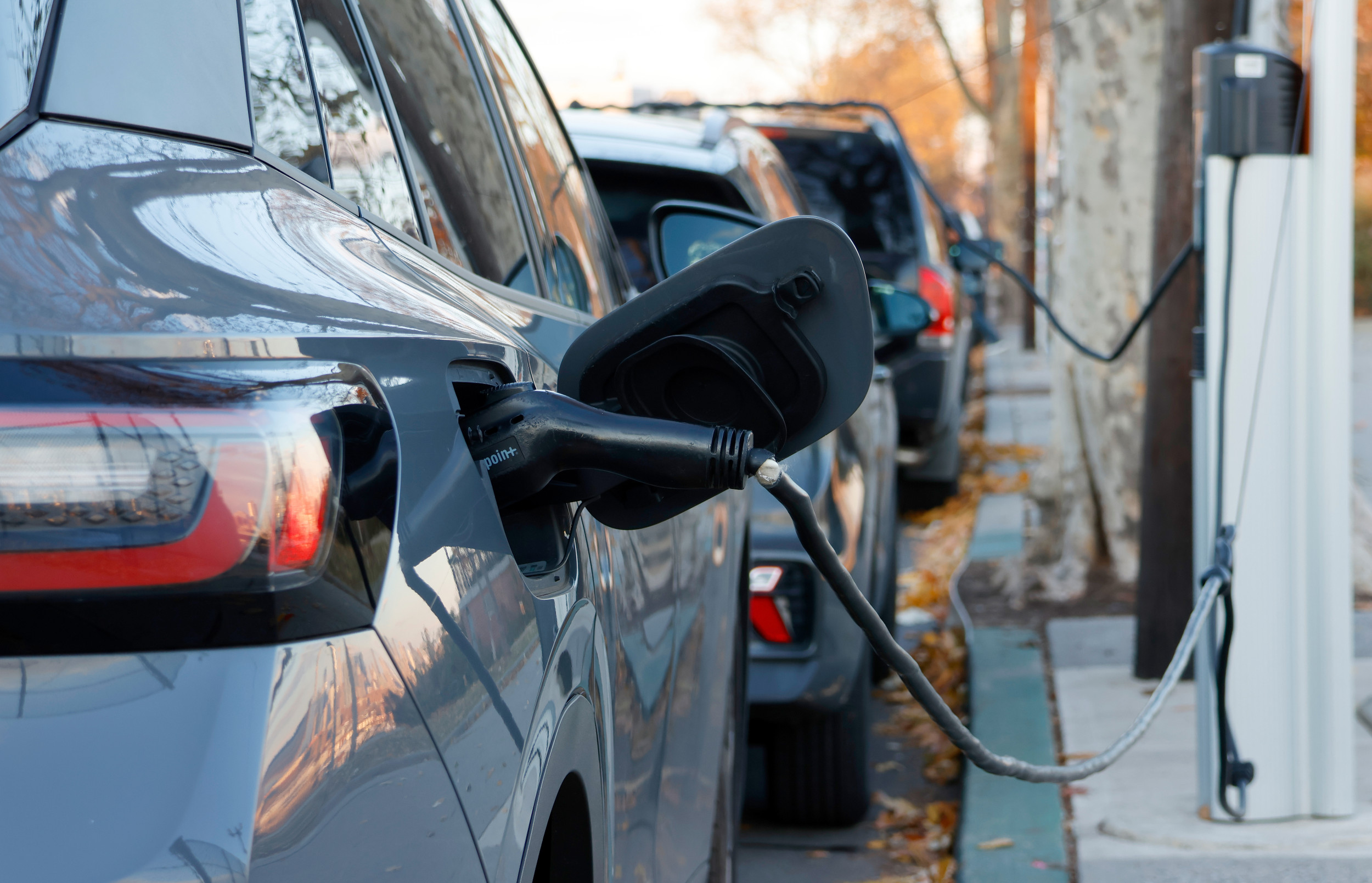 Electric Vehicles Improved But Still Less Reliable Than Gas Models: Survey