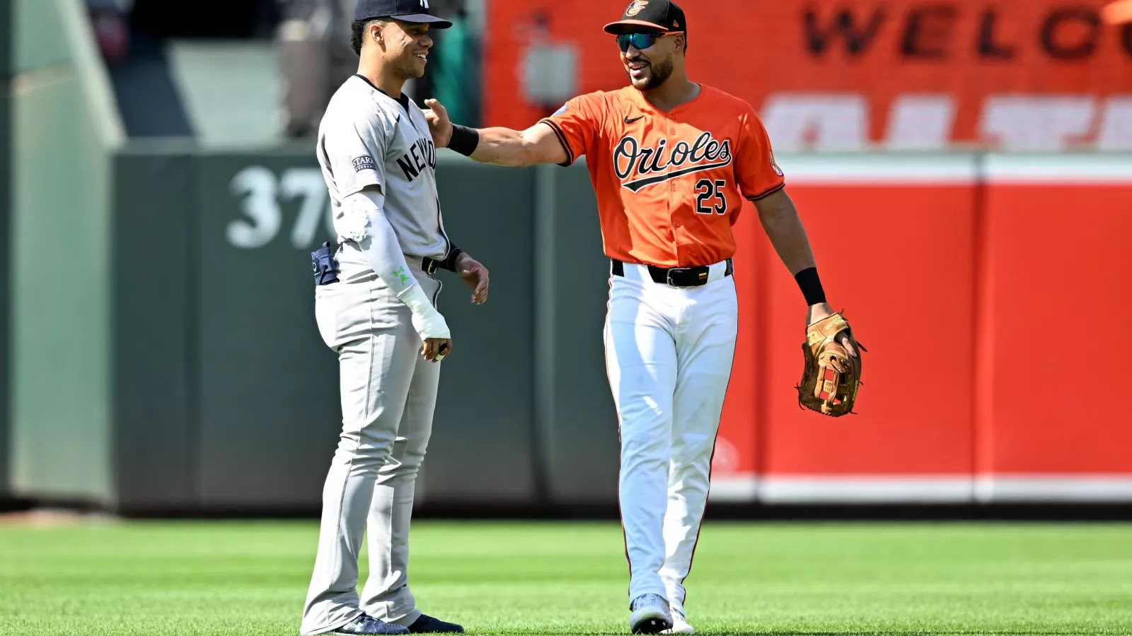 Yankees Expected To Pursue $850 Million Free Agent Duo Including Juan Soto