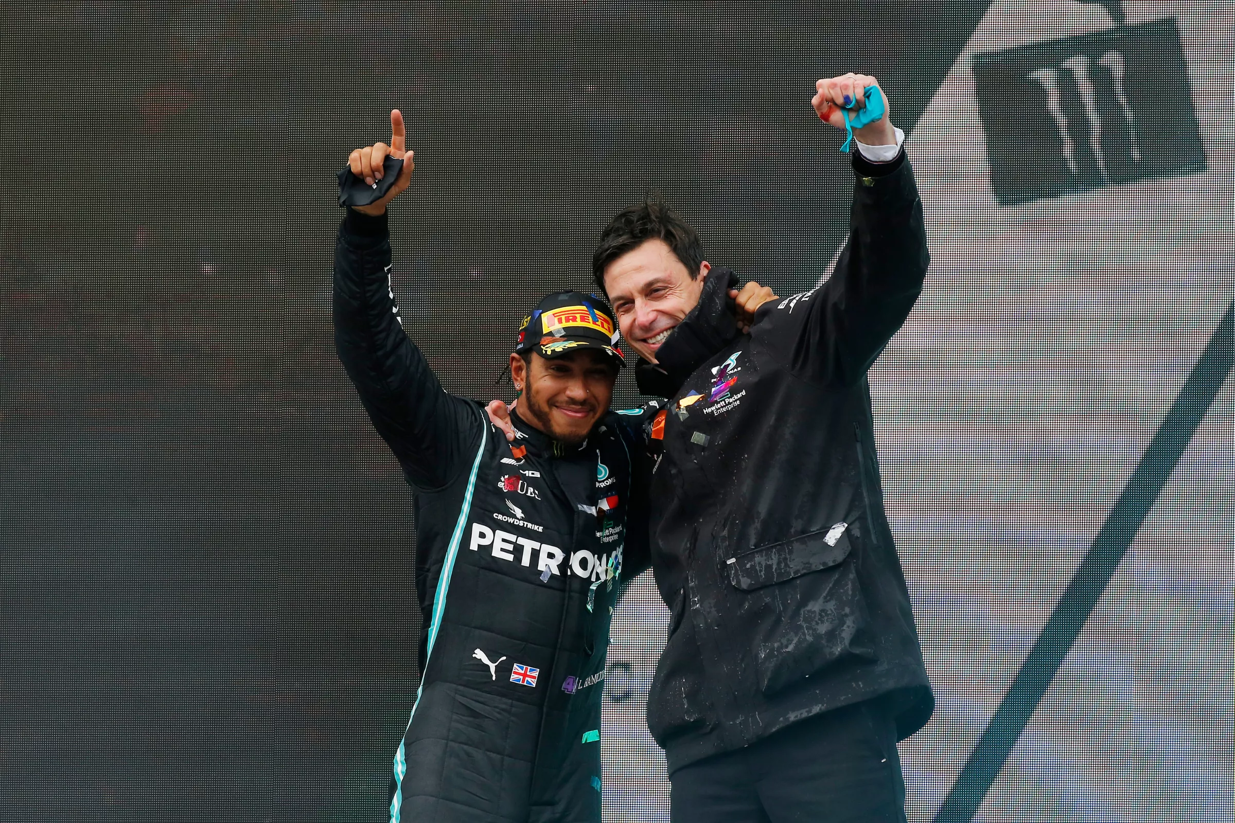 Toto Wolff reveals gift from Lewis Hamilton ahead of last Mercedes F1 race