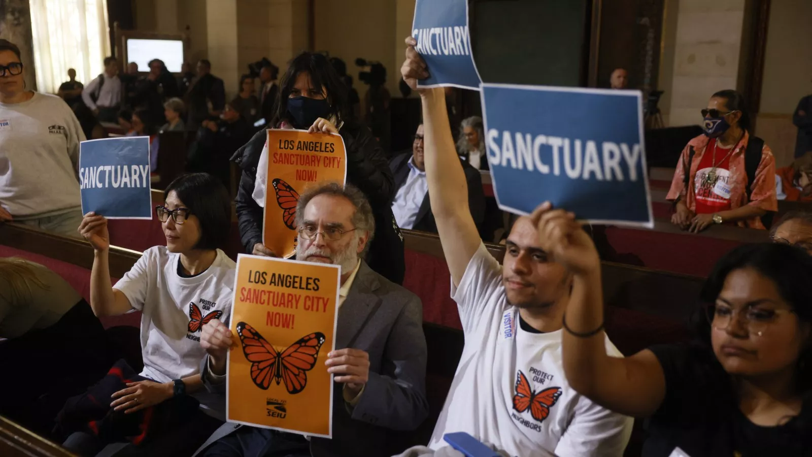 Sanctuary cities resisting Donald Trump could pay a price: Legal analyst