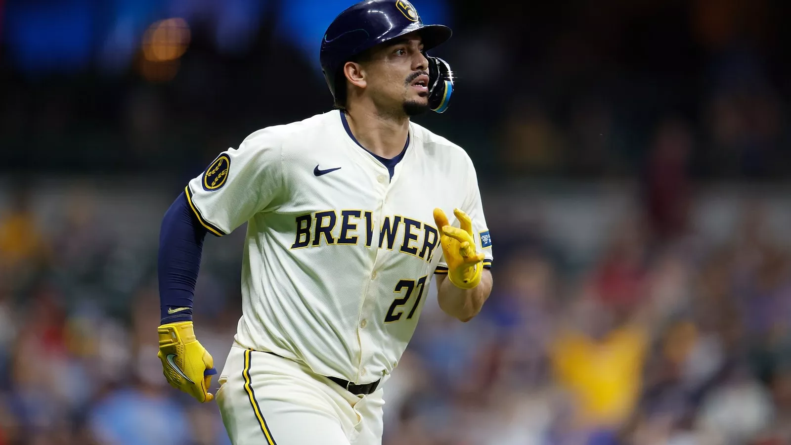 Giants Urged to Add 44-Home Run Slugger to Join Forces With Willy Adames