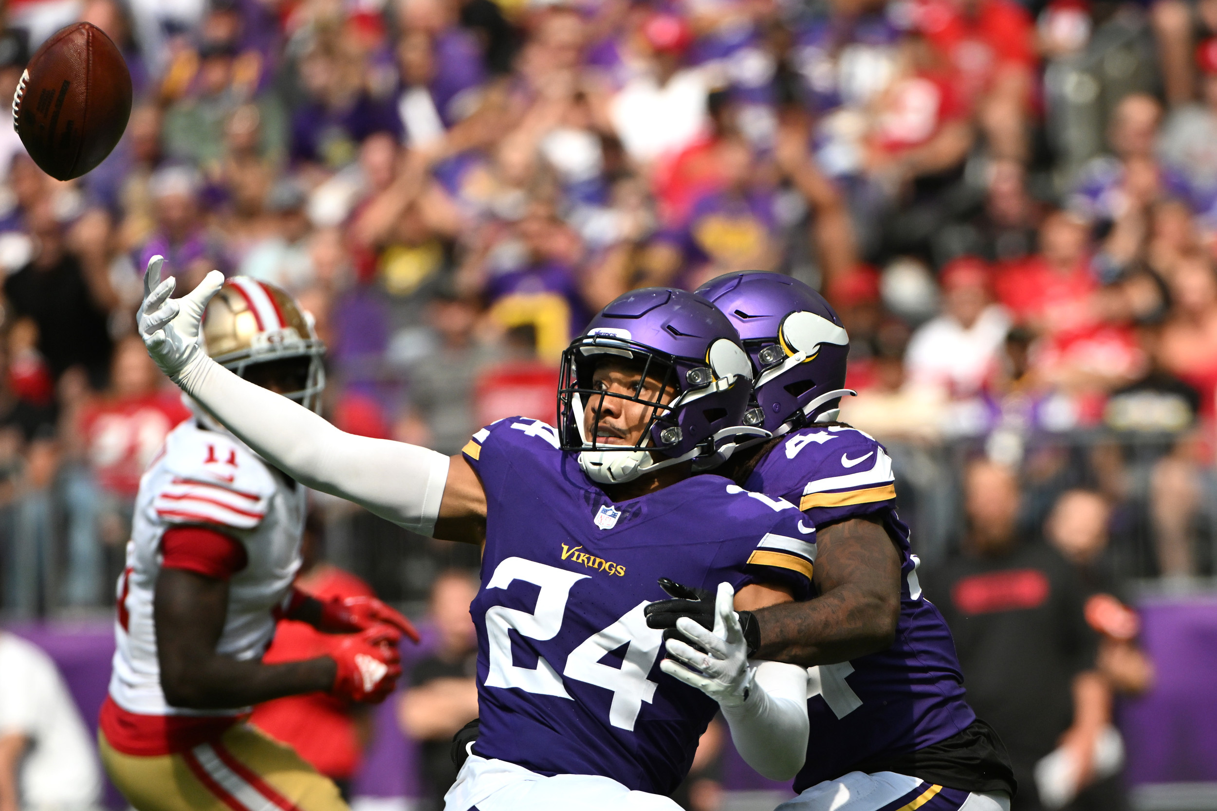 Vikings Defense Celebrates with Dance Routine