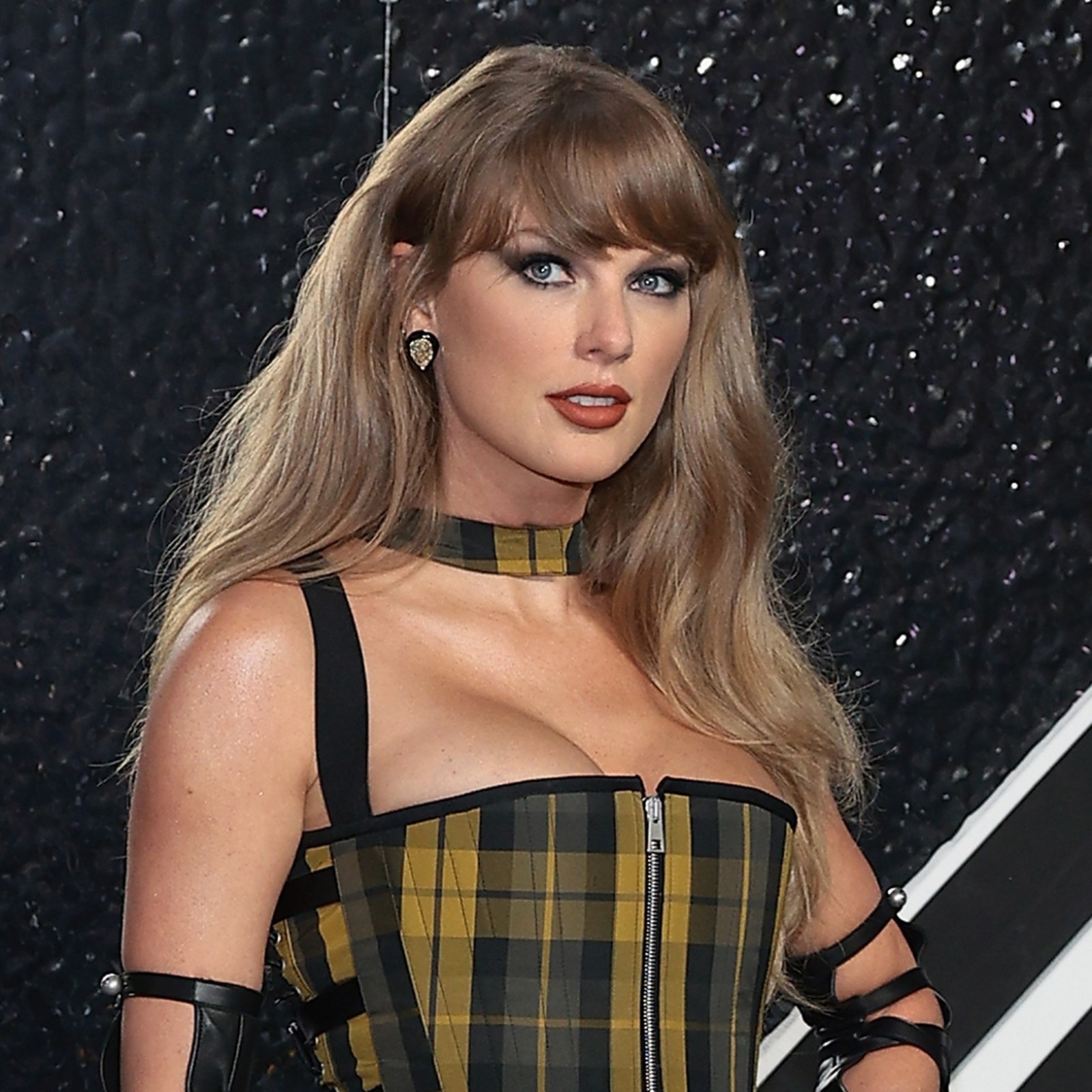 Taylor Swift's Net Worth: How Much Has the Singer Made From the Eras Tour? - Newsweek