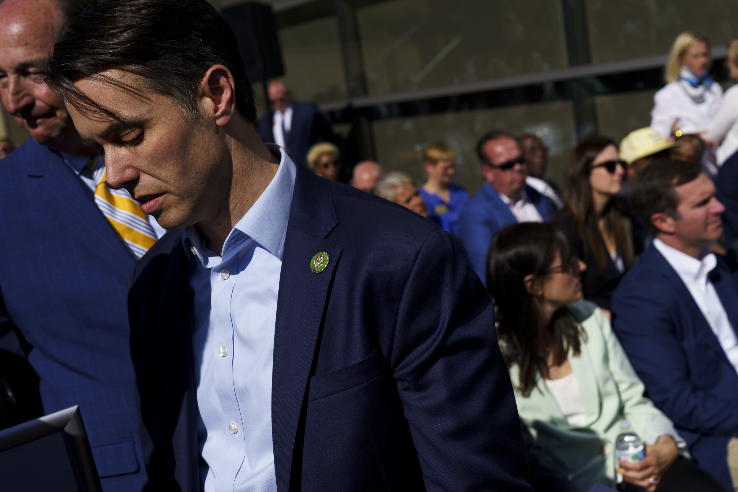 Image for Donald Trump Critic Loses Money After Buying His Stock