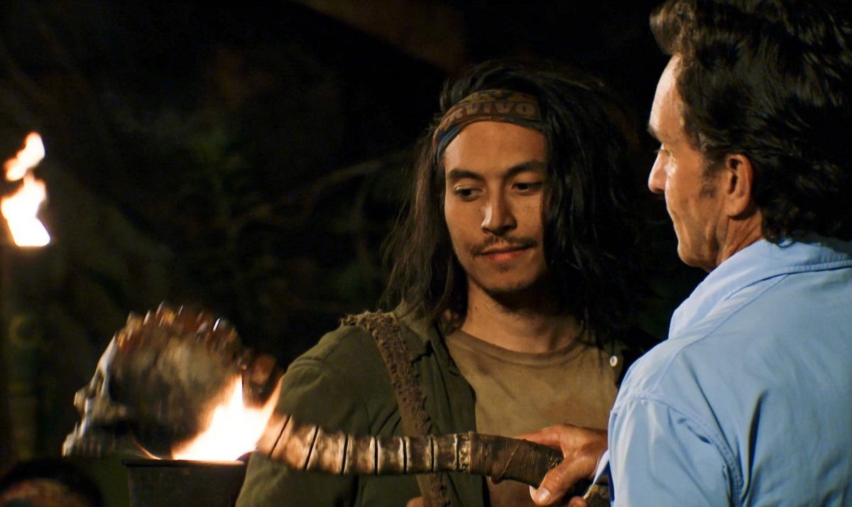 Andy Rueda and Jeff Probst at tribalcouncil