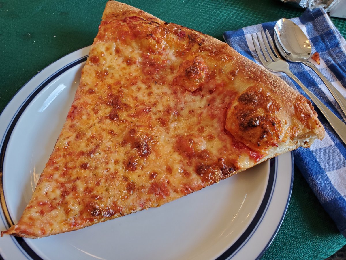 Pizza slice