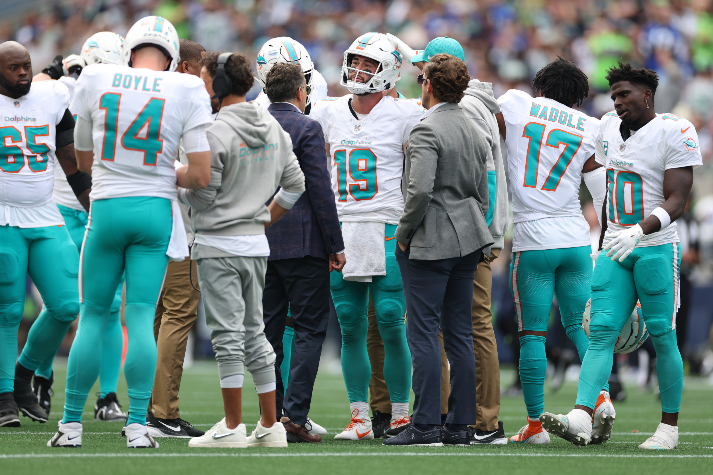 Dolphins Cut Quarterback Skylar Thompson, Beckham Jr.