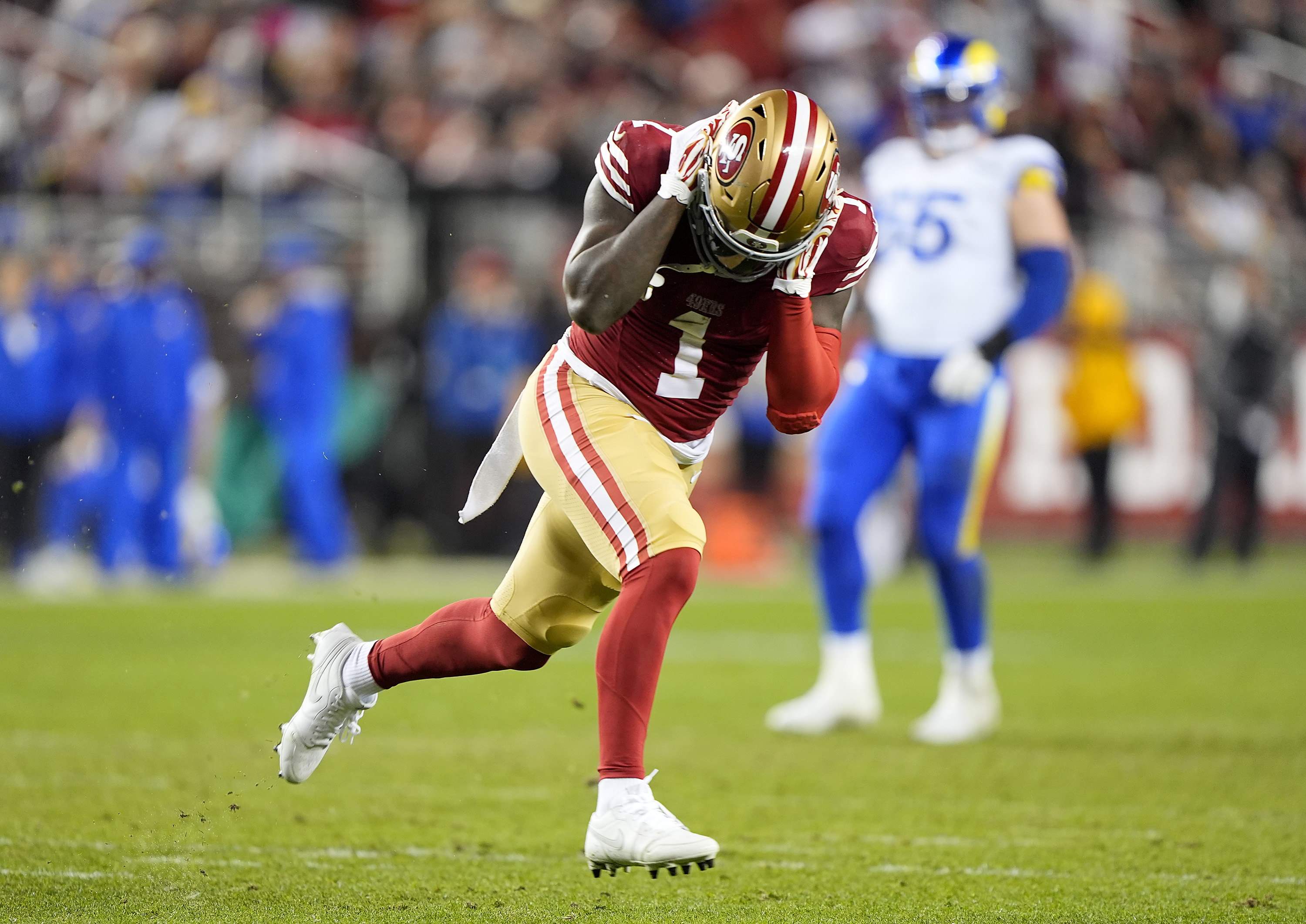 San Francisco 49ers Hall-of-Famer Rips Into Niners Star WR Deebo Samuel for Drops