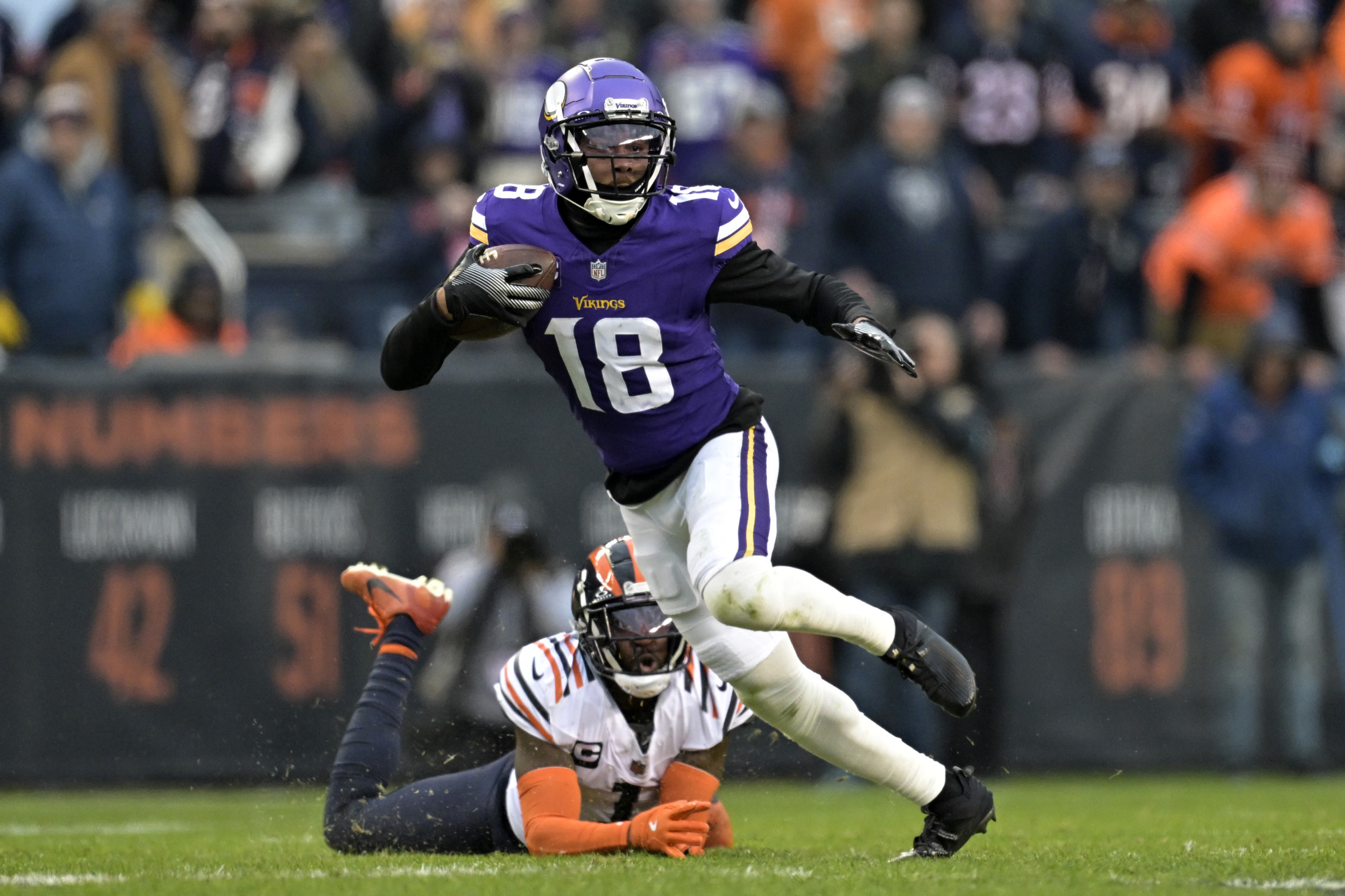 Vikings Vs Bears Expert Predictions For Monday Night Football Week Newsweek